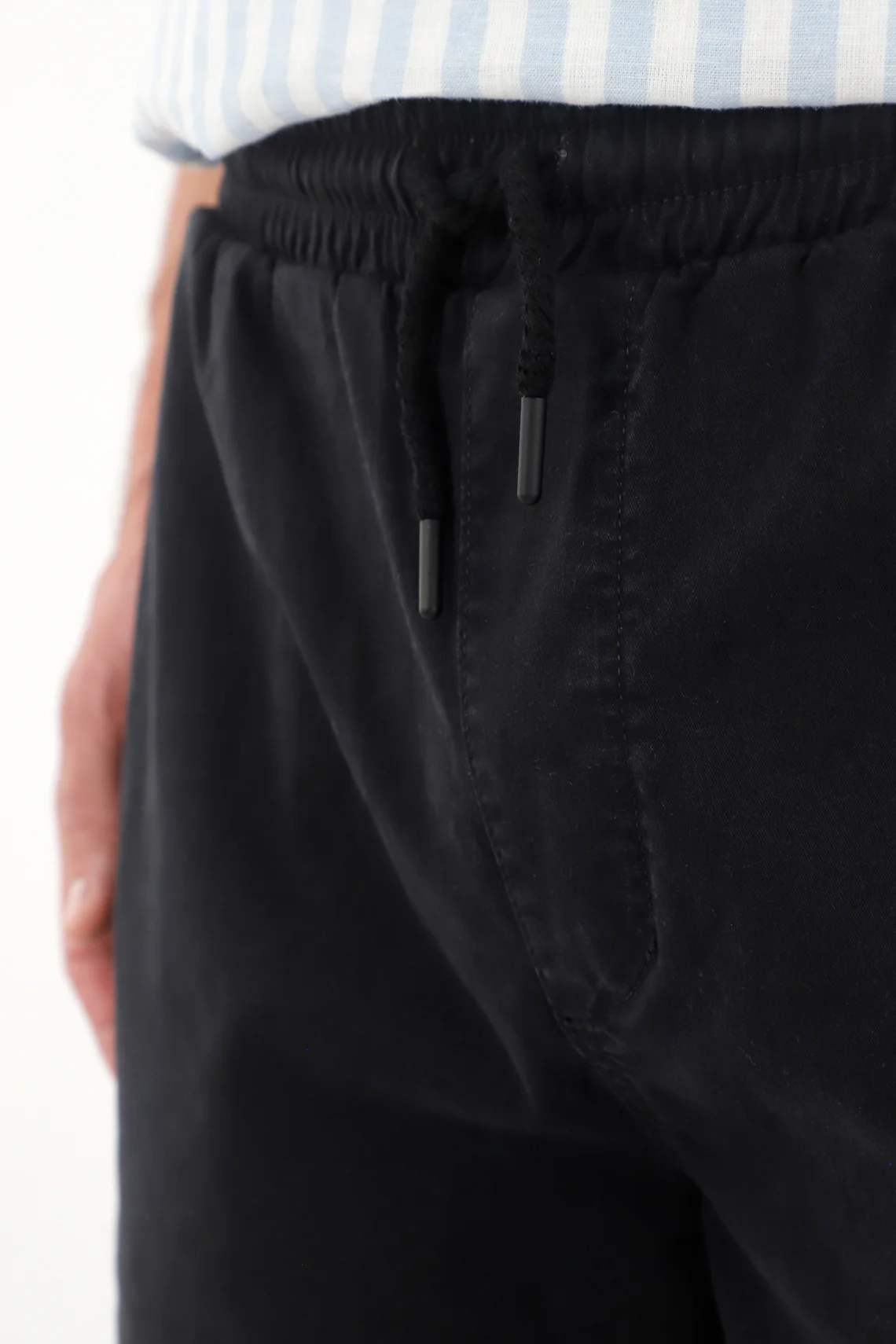 Men's Black Elastic Waist Drill Bermudas