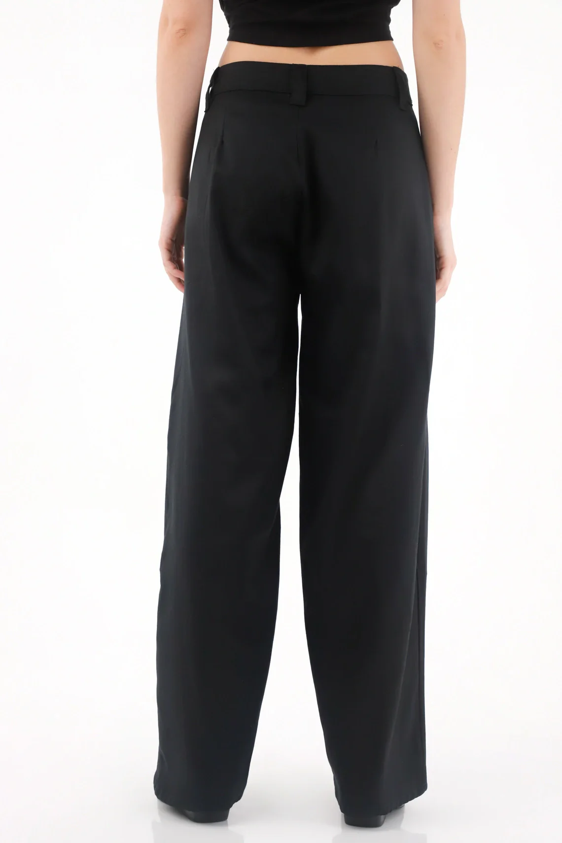 Black Pleated Pants for Women - Image 4