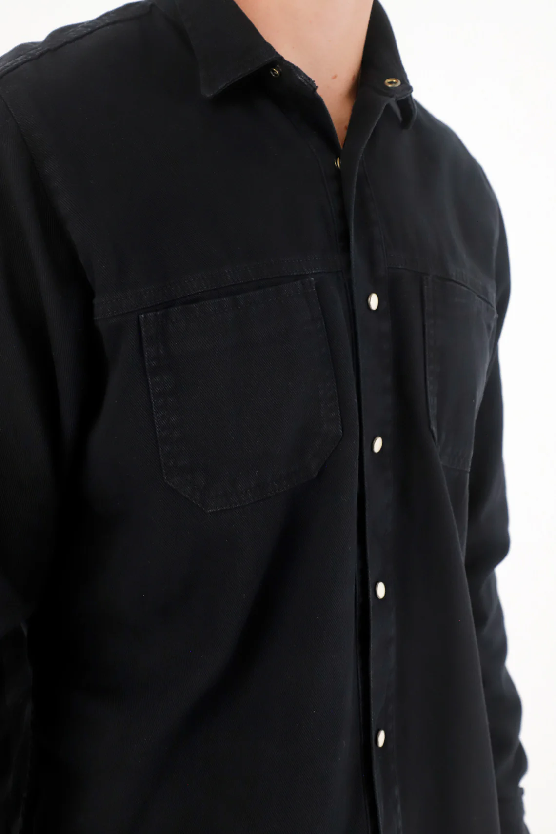Lightweight Black Long Sleeve Shirt for Men - Image 2