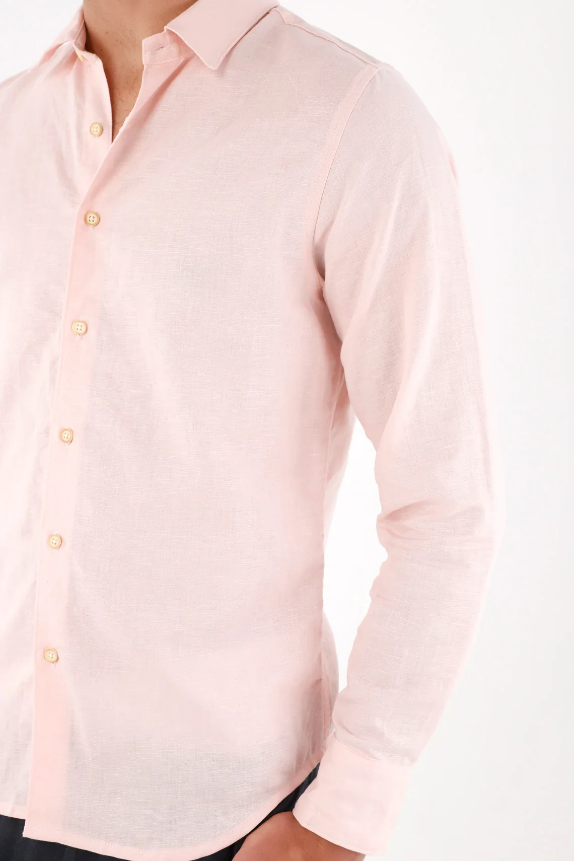 Camisa clásica en lino rosada para hombre - Image 3