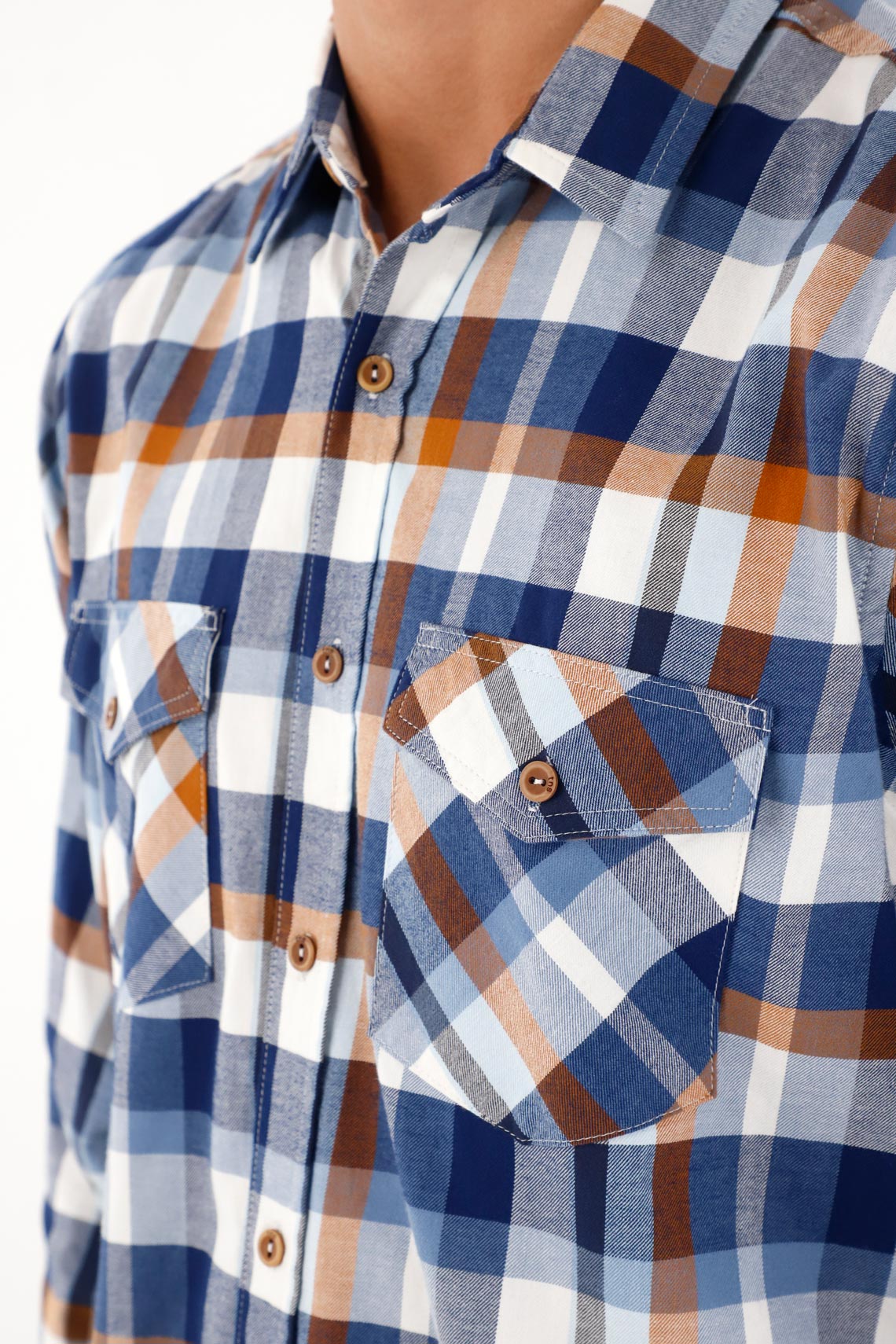 Blue Wooden Buttoned Flannel Shirt for Men - Image 2
