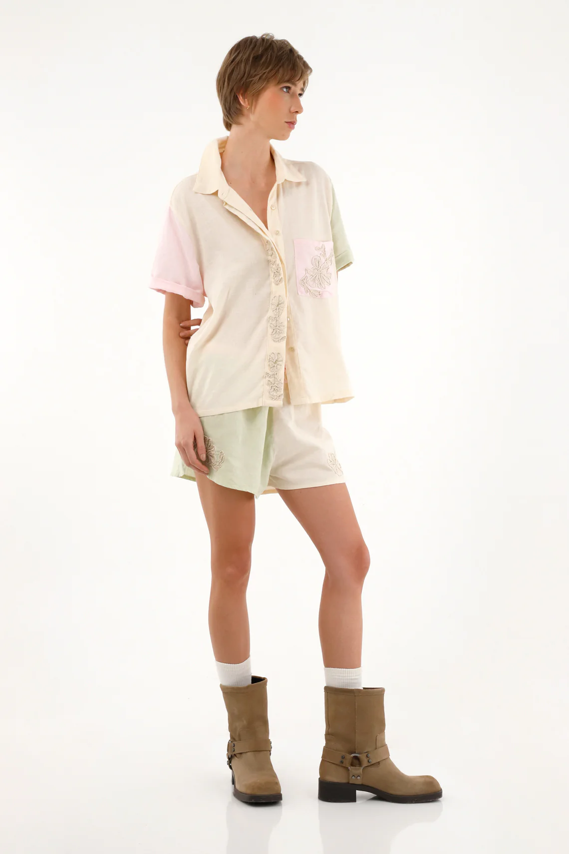 Women's multicolor shirt with embroidered details - Image 2