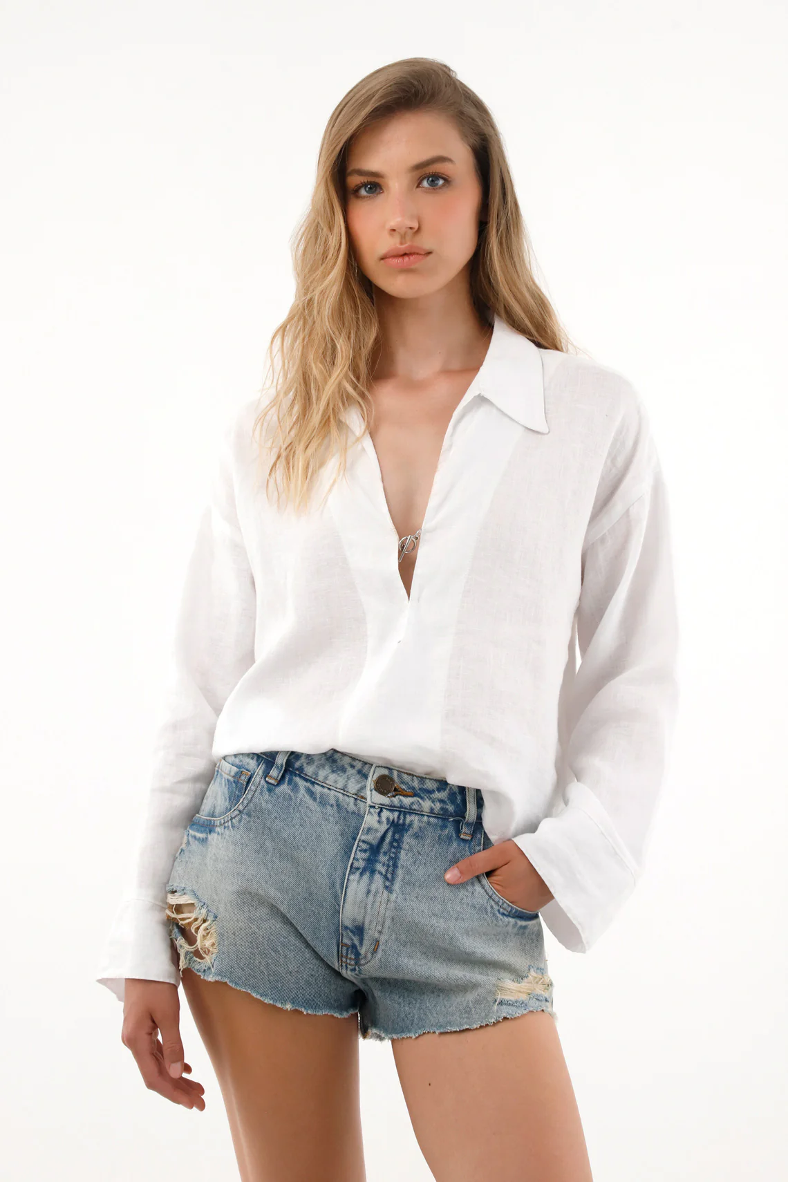 Women's Long Sleeve White V-Neck Shirt 100% Linen - Image 2