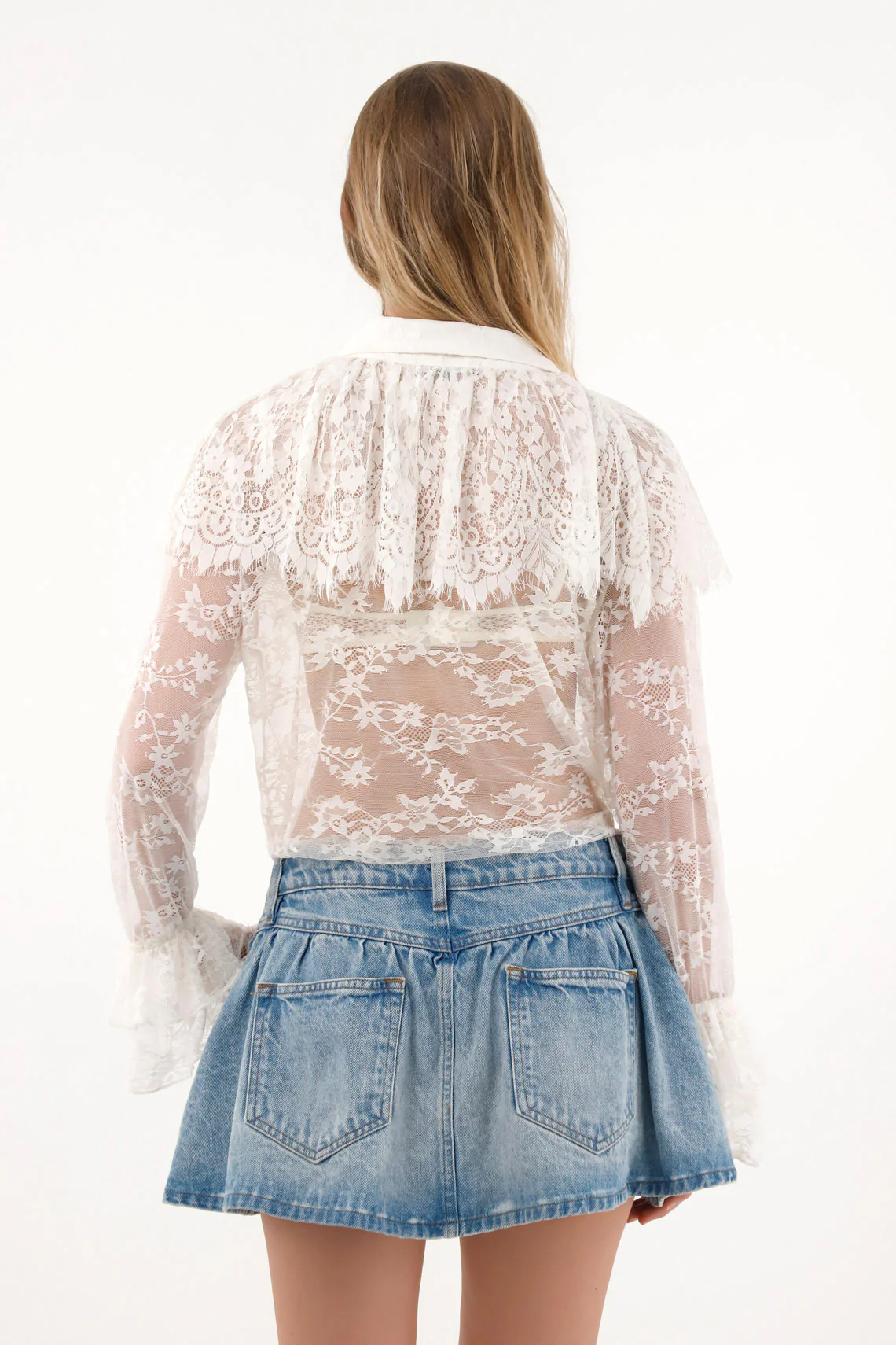 Women's lace shirt with ruffles - Image 4