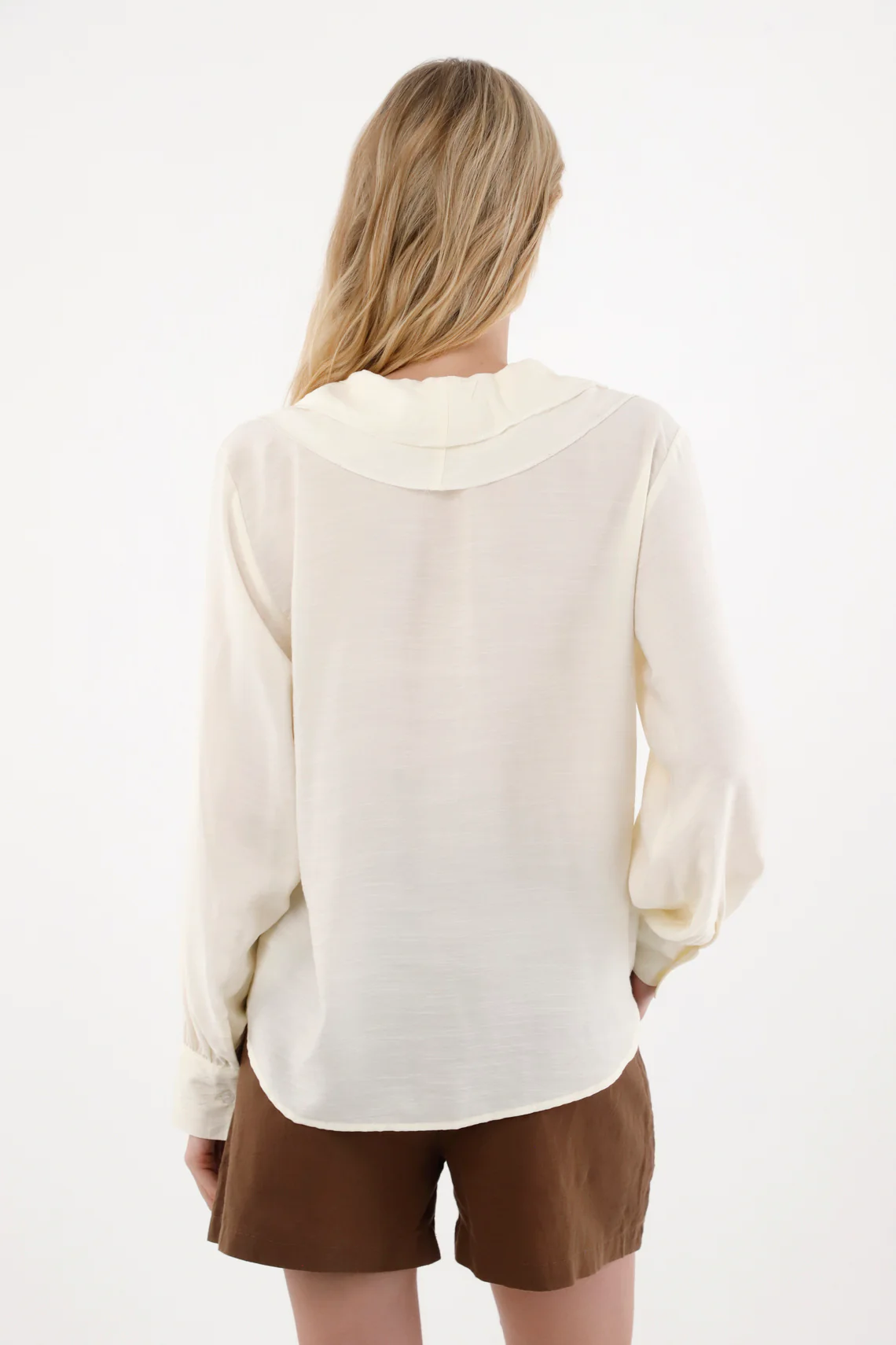Women's Crudo V-Neck Blouse with Ruffles - Image 4