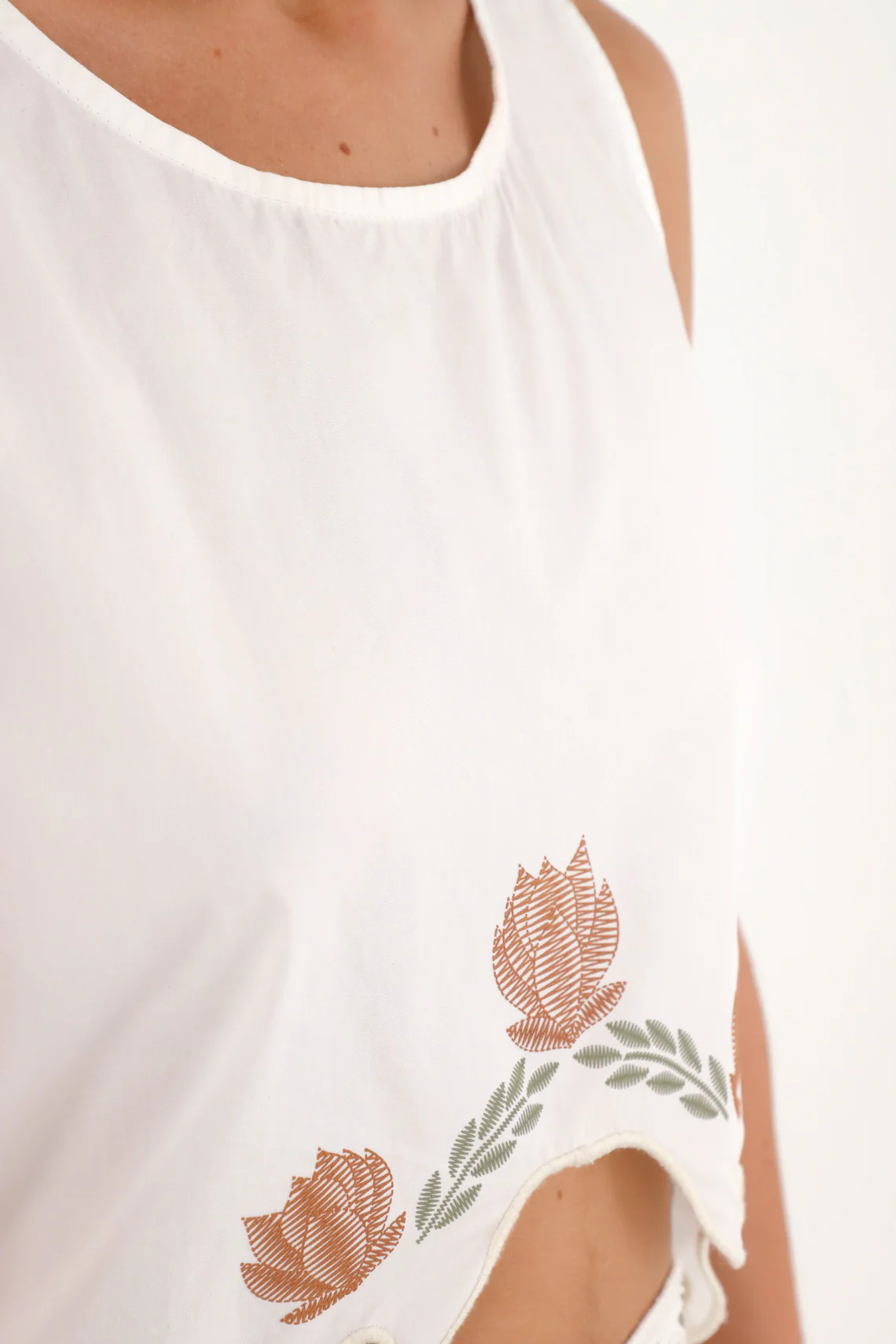 Women's Cream Sleeveless Top - Image 3