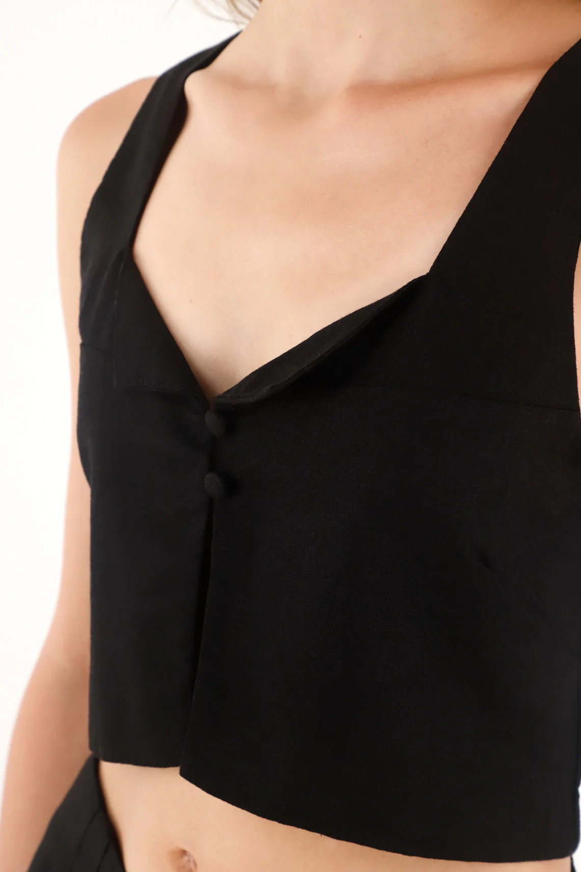 Women's Black 100% Linen Crop Shirt - Image 3