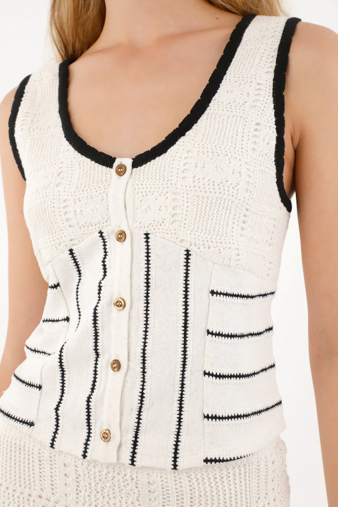Women's Cream Sleeveless Knitted Top - Image 2
