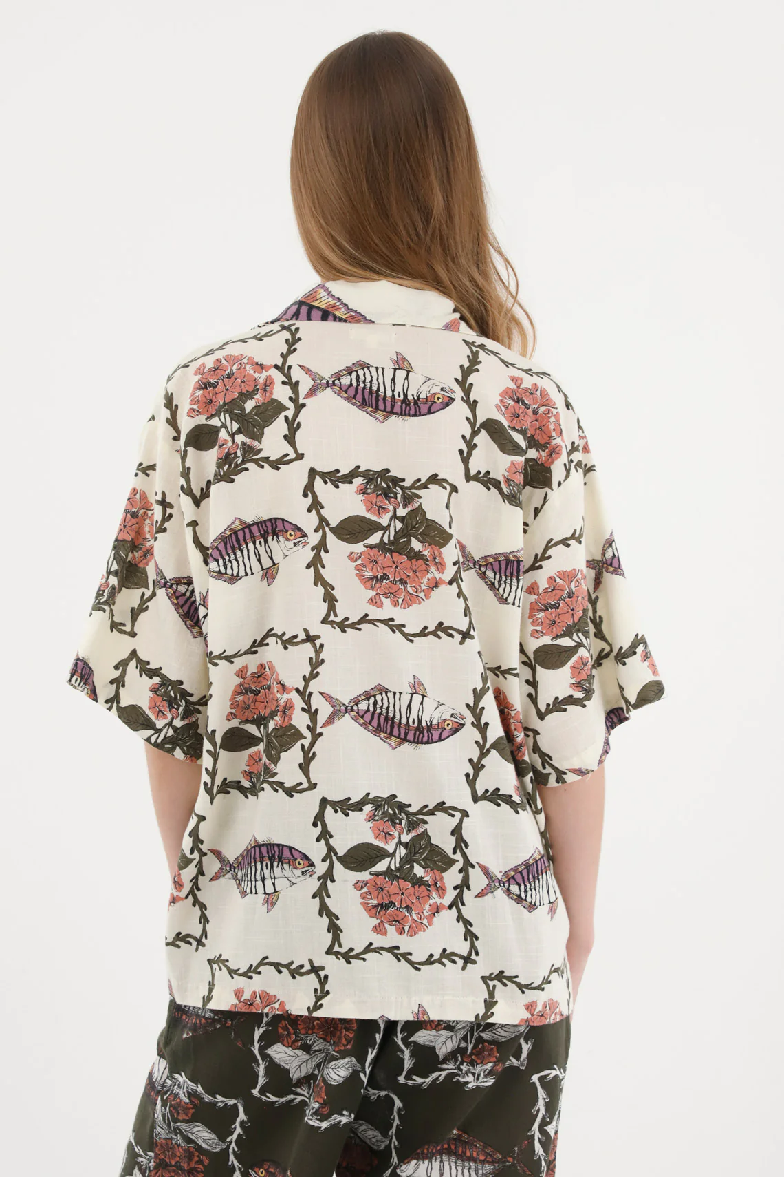 Women's cream bowling shirt - Image 4