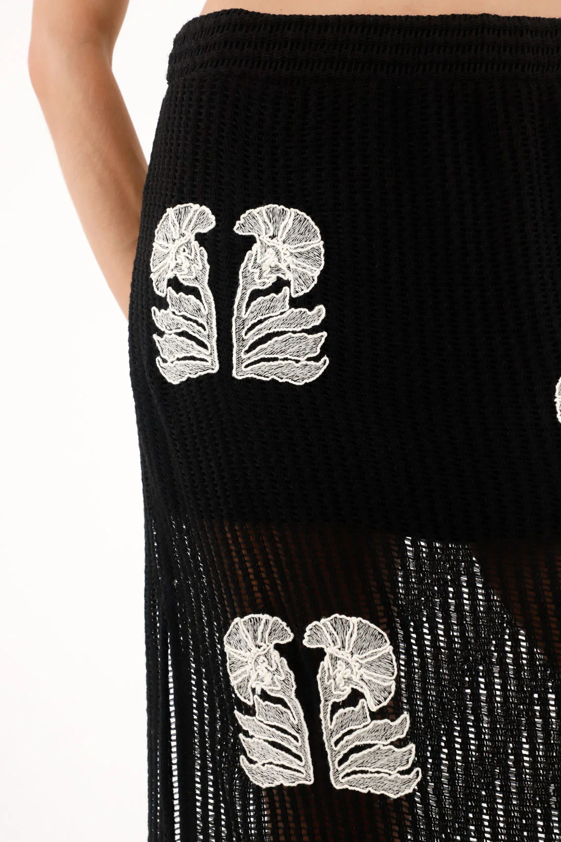 Women's black embroidered long skirt. - Image 3