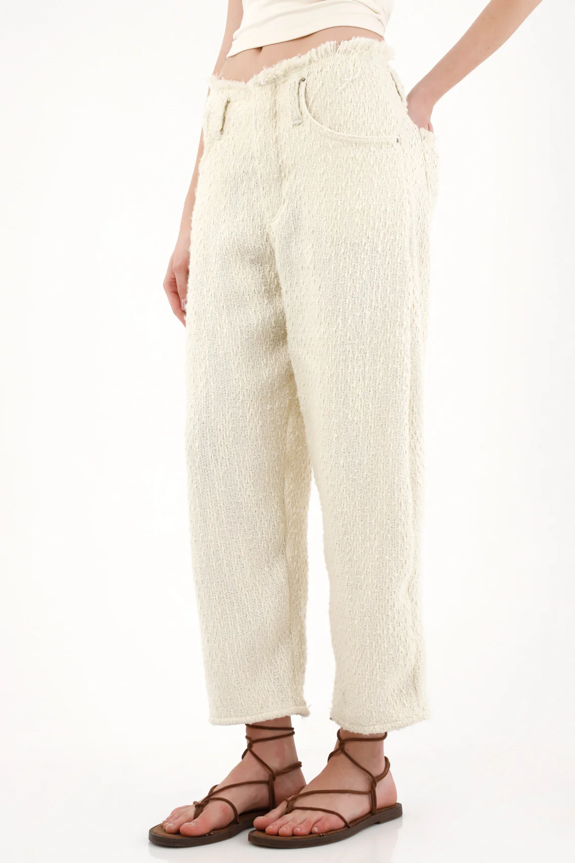 Horseshoe Jeans with Frayed Details in Off-White for Women - Image 5