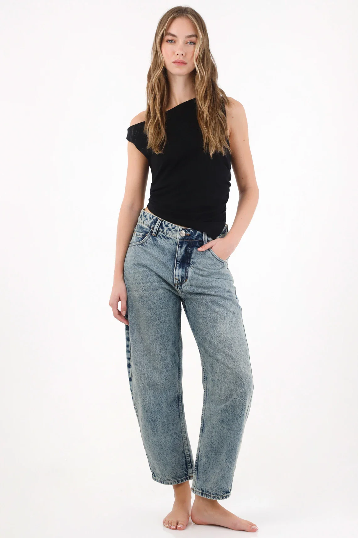 Slouchy Jeans in Mid Blue for Women