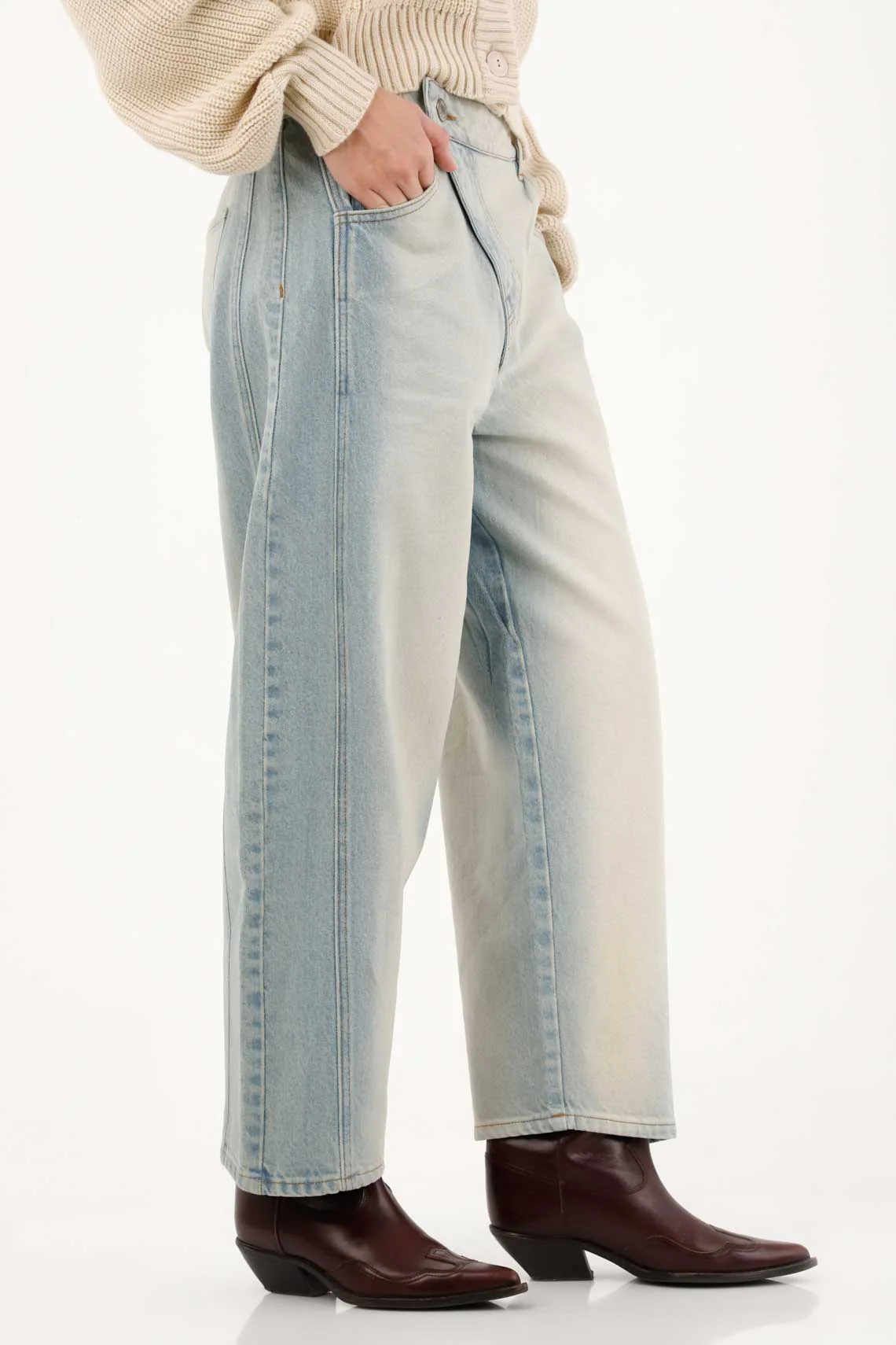 Straight Jeans with Resin Effect for Women - Image 4