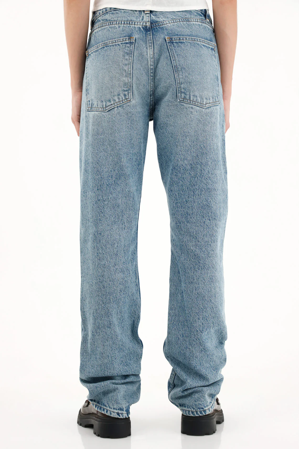 High-Waisted Straight Leg Jeans for Women in Blue - Image 4