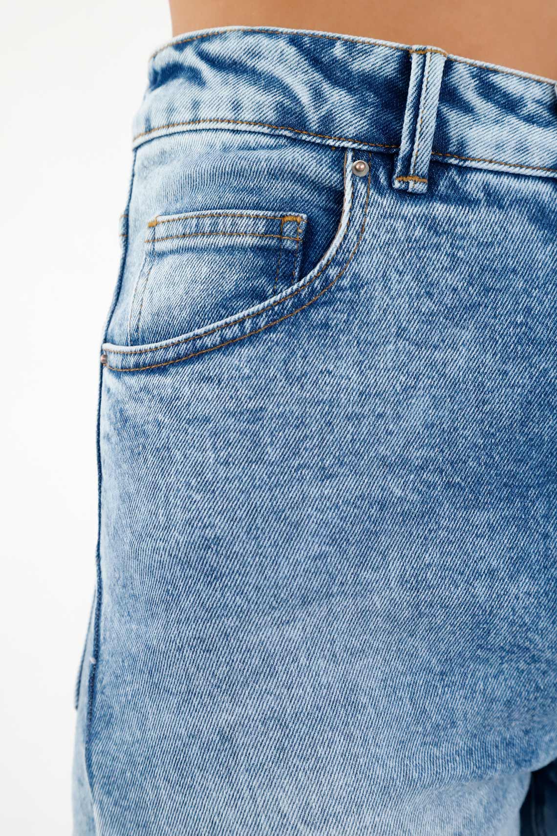 Women's High-Waisted Blue Jeans - Image 3
