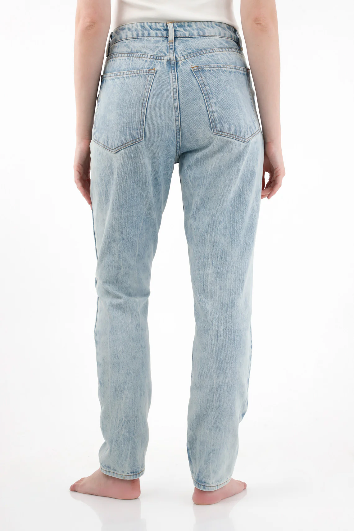Women's Light Blue 100% Cotton Mom Jeans - Image 2