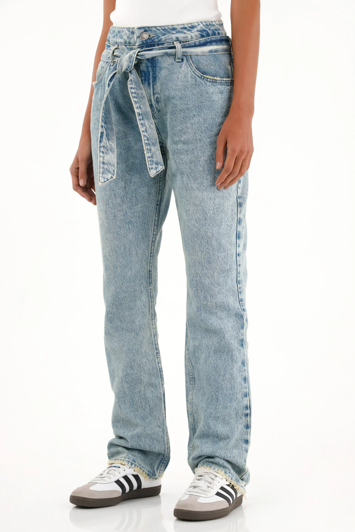 Women's Medium Tone Straight Jeans with Belt - Image 2