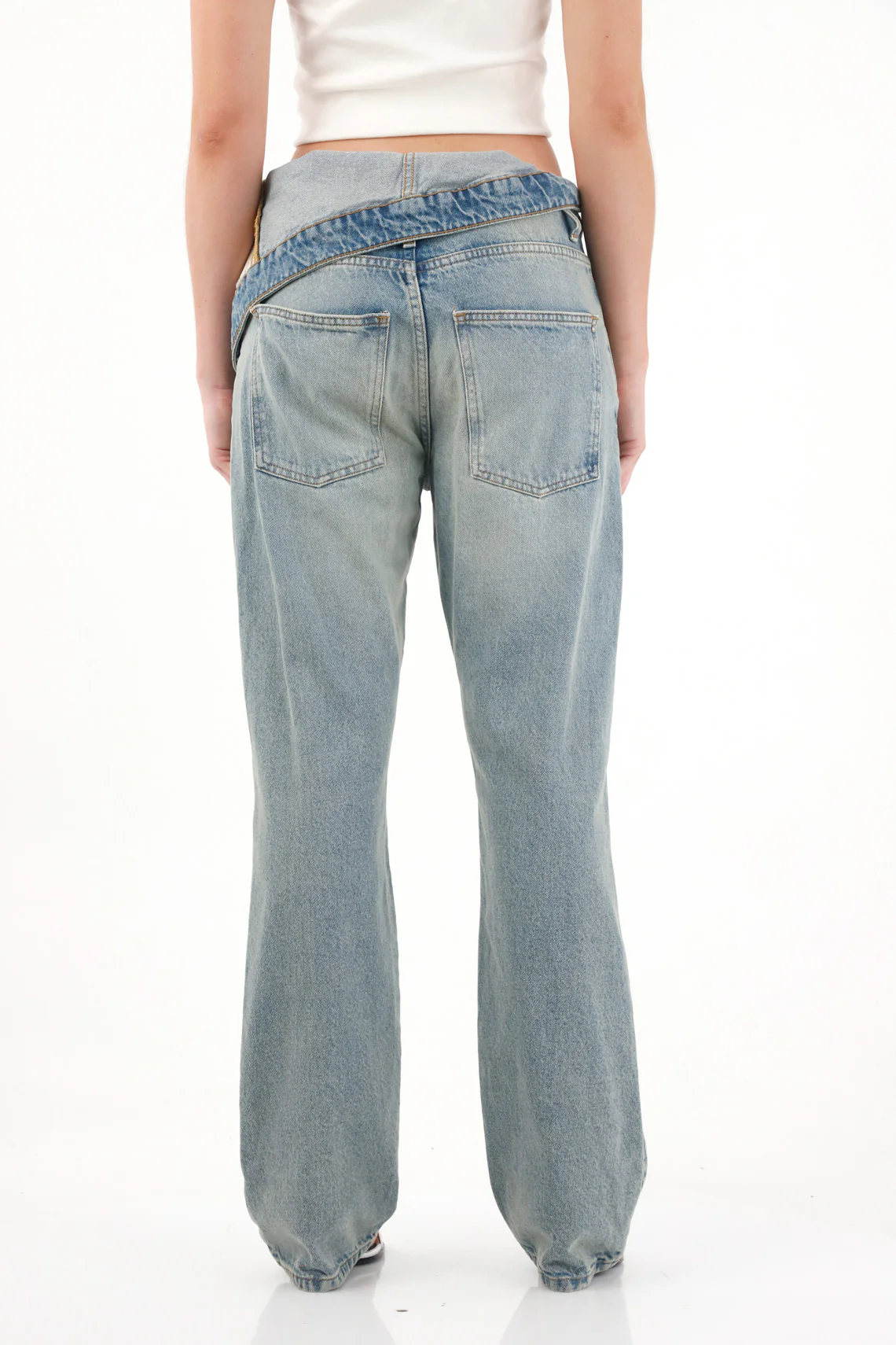 Mid-Rise Straight Jeans with Asymmetric Cuff in Blue for Women - Image 4