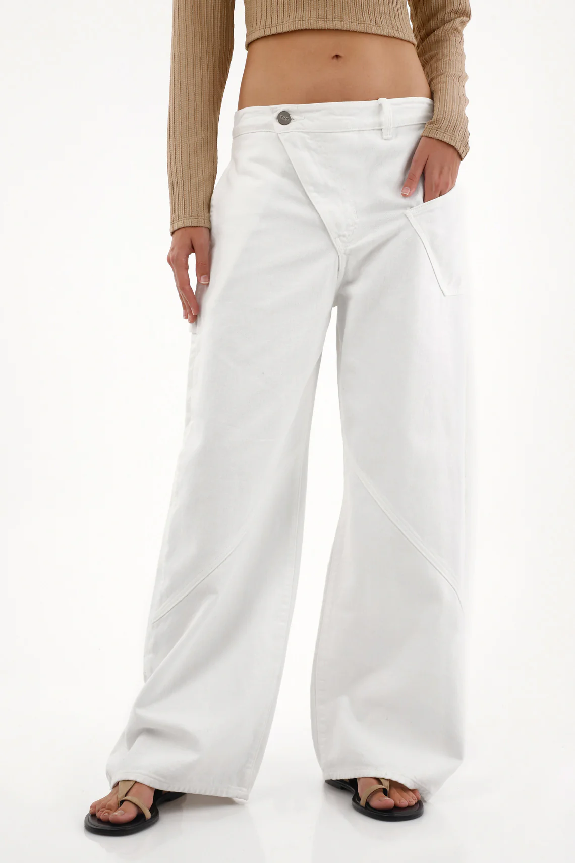 Women's White Wide Leg Jeans with Asymmetrical Pockets