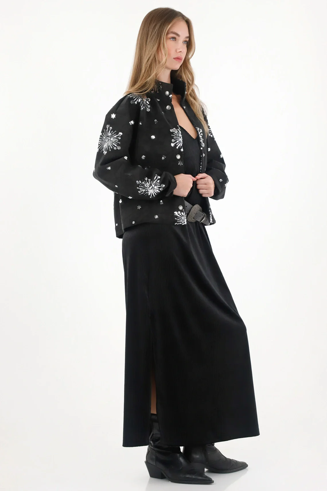 Long Black Velvet Dress for Women - Image 2