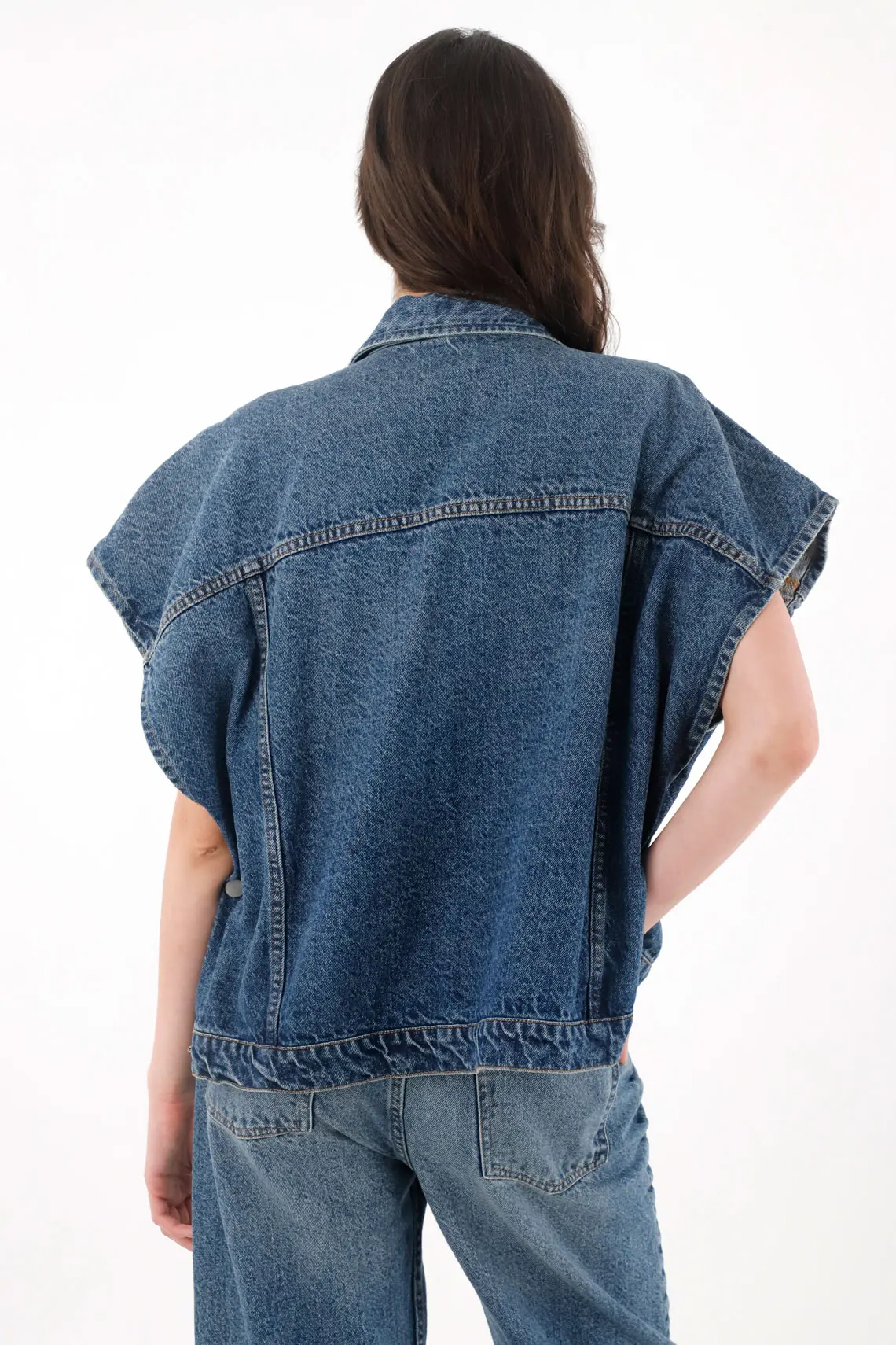 Oversized Vest with Embroidery for Women - Image 4