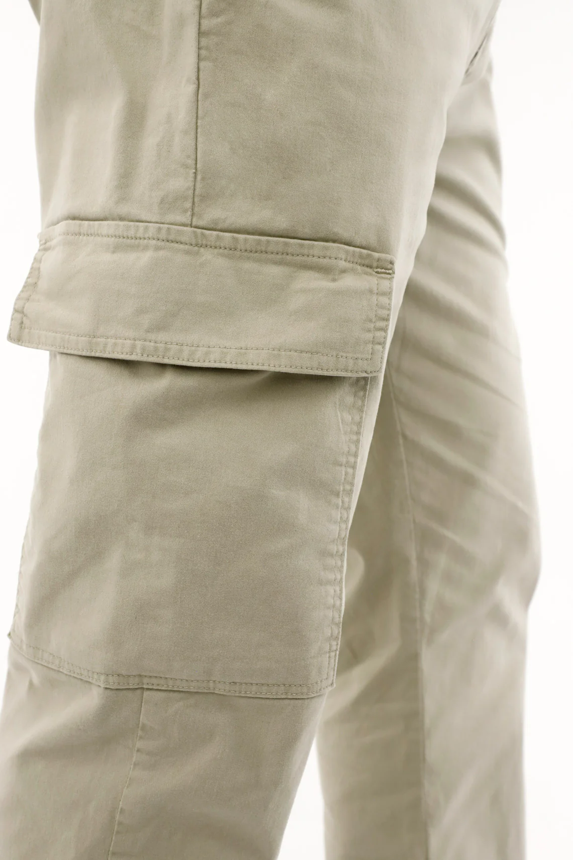 Cargo Pocket Drill Pants in Green for Men - Image 3