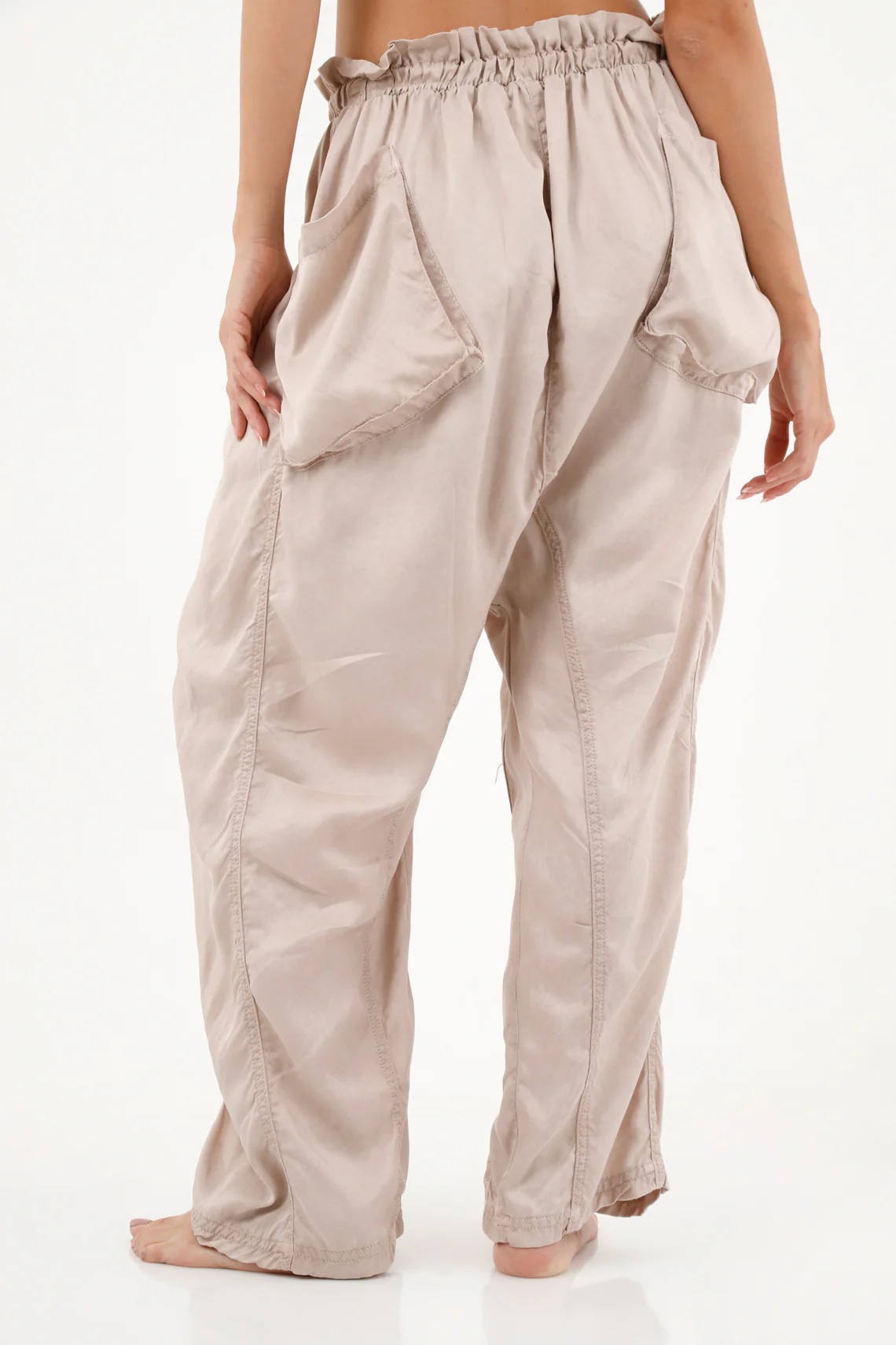 Women's Oversized White Pants - Image 4