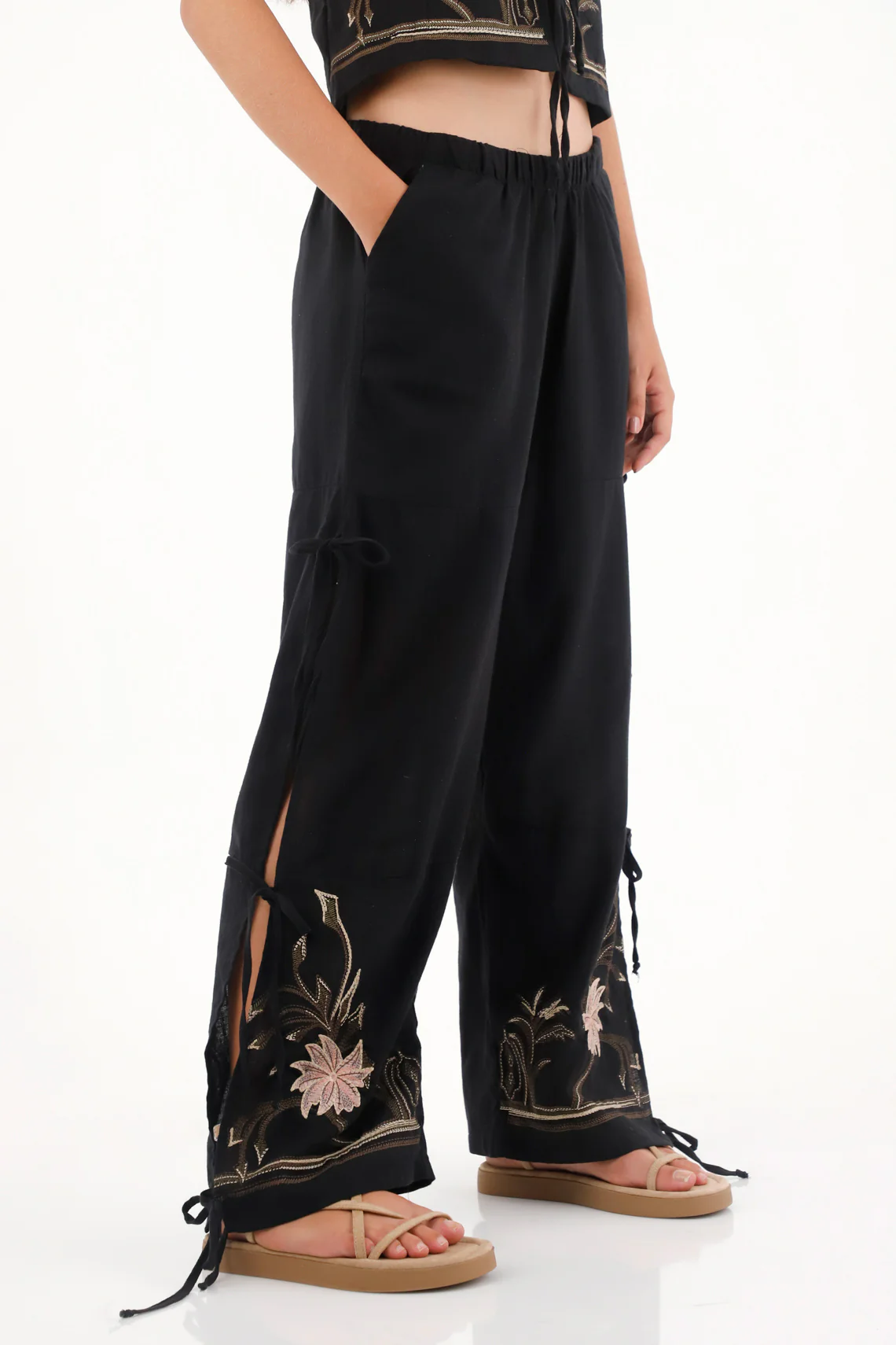 Women's black floral print slit pants - Image 2