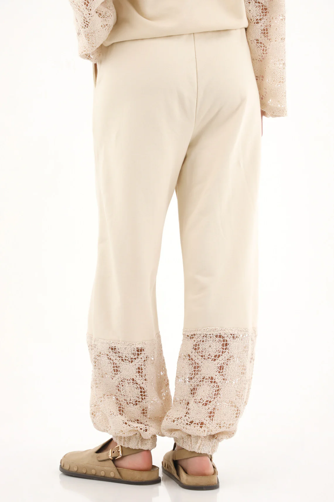 Cream Cargo Pants with Elastic Cuff for Women - Image 4