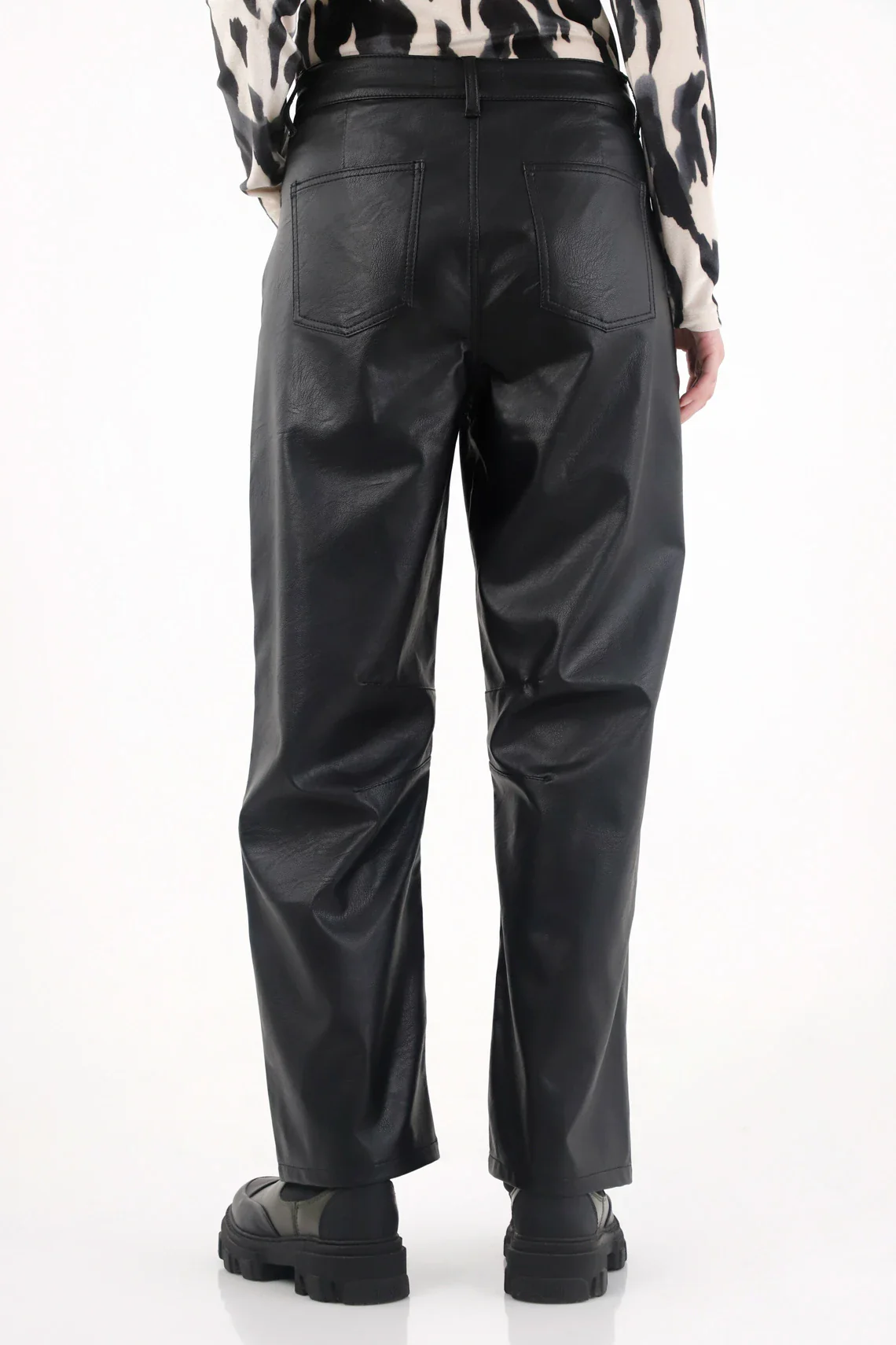 Black Synthetic Leather Pants for Women - Image 4