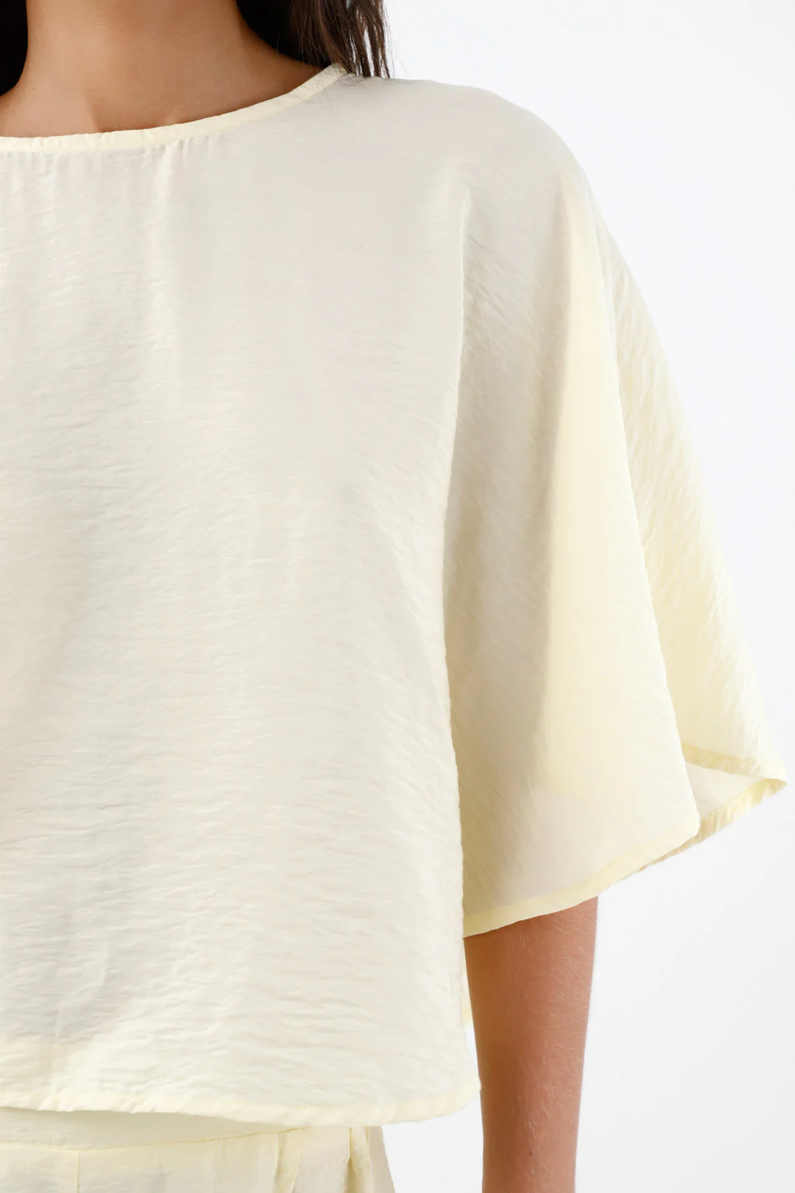 Shirt for Women in Viscose Vanilla Yellow Relaxed Fit with Cape Sleeves - Image 5