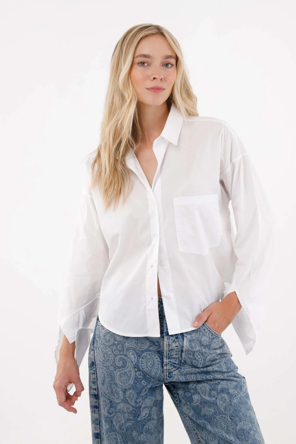 Long Sleeve Shirt with Pocket in White for Women