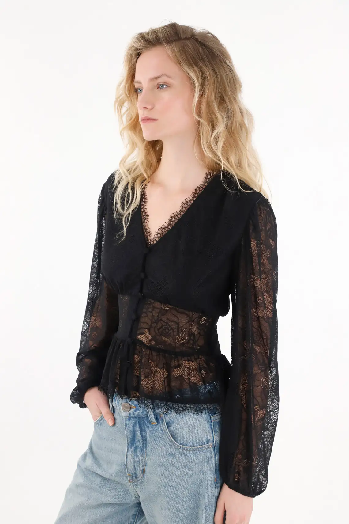 Long Sleeve Shirt with Lace in Black for Women - Image 2