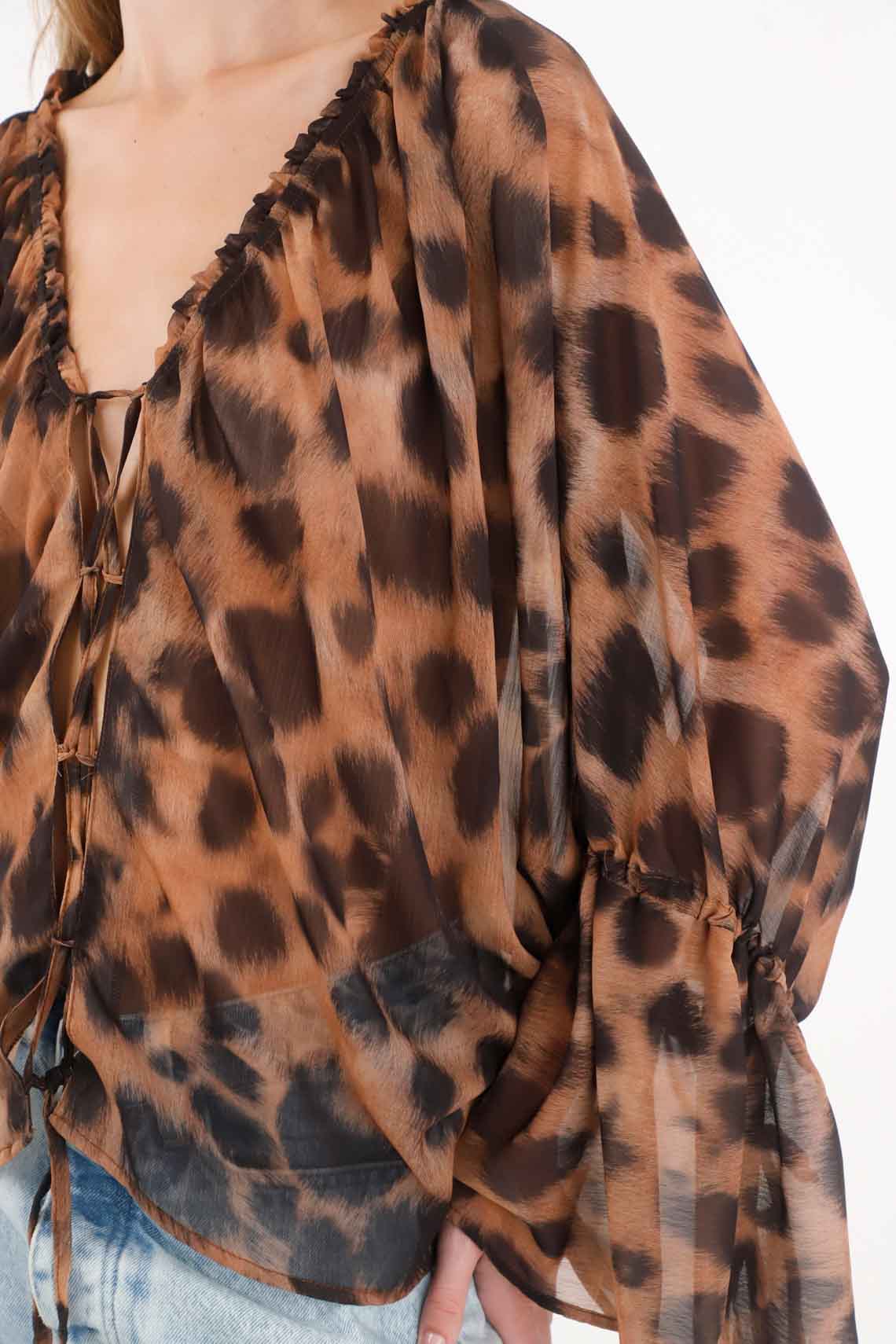 Animal print shirt with slight transparency for women - Image 3