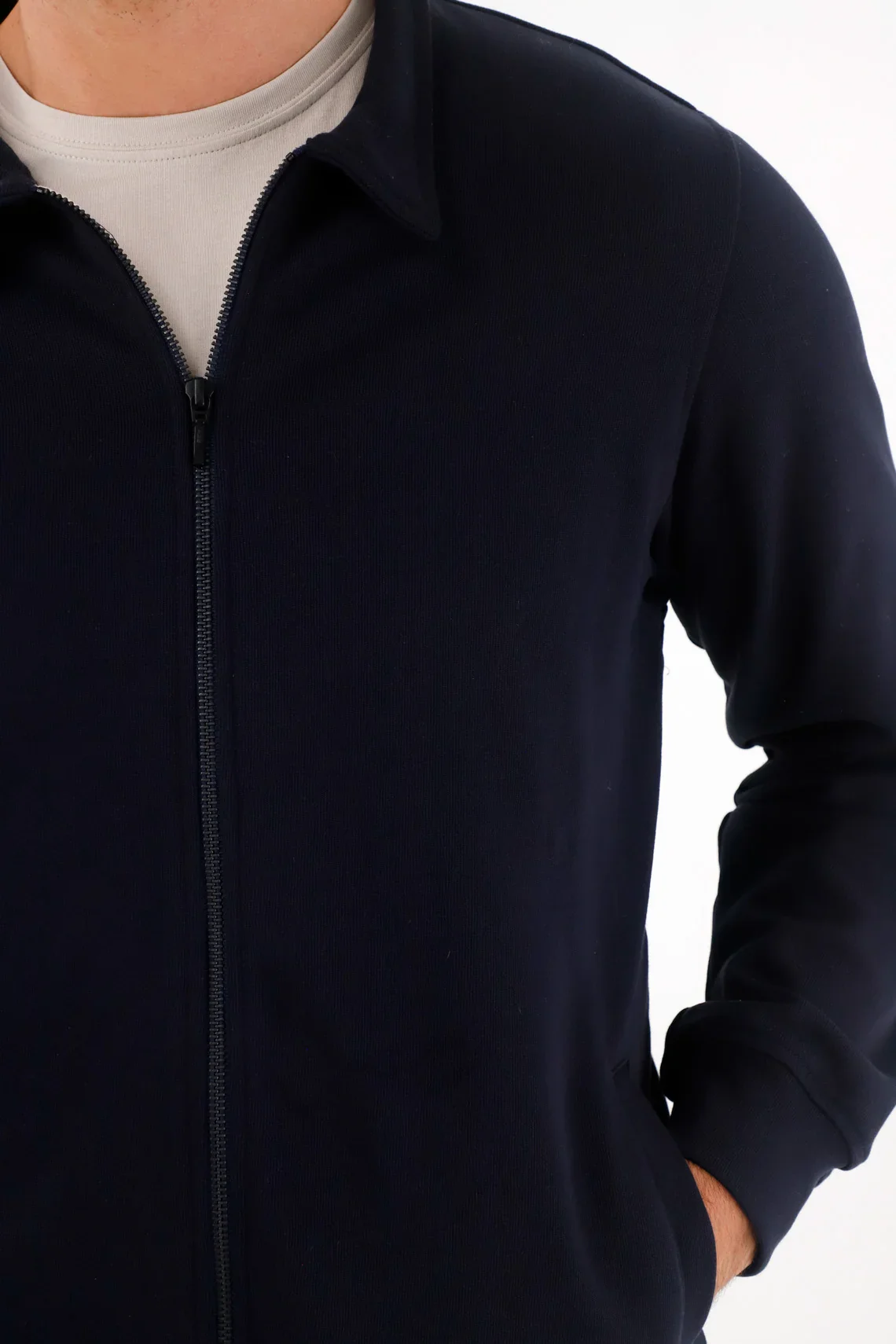 Sweatshirt for men in navy blue regular with zipper - Image 3