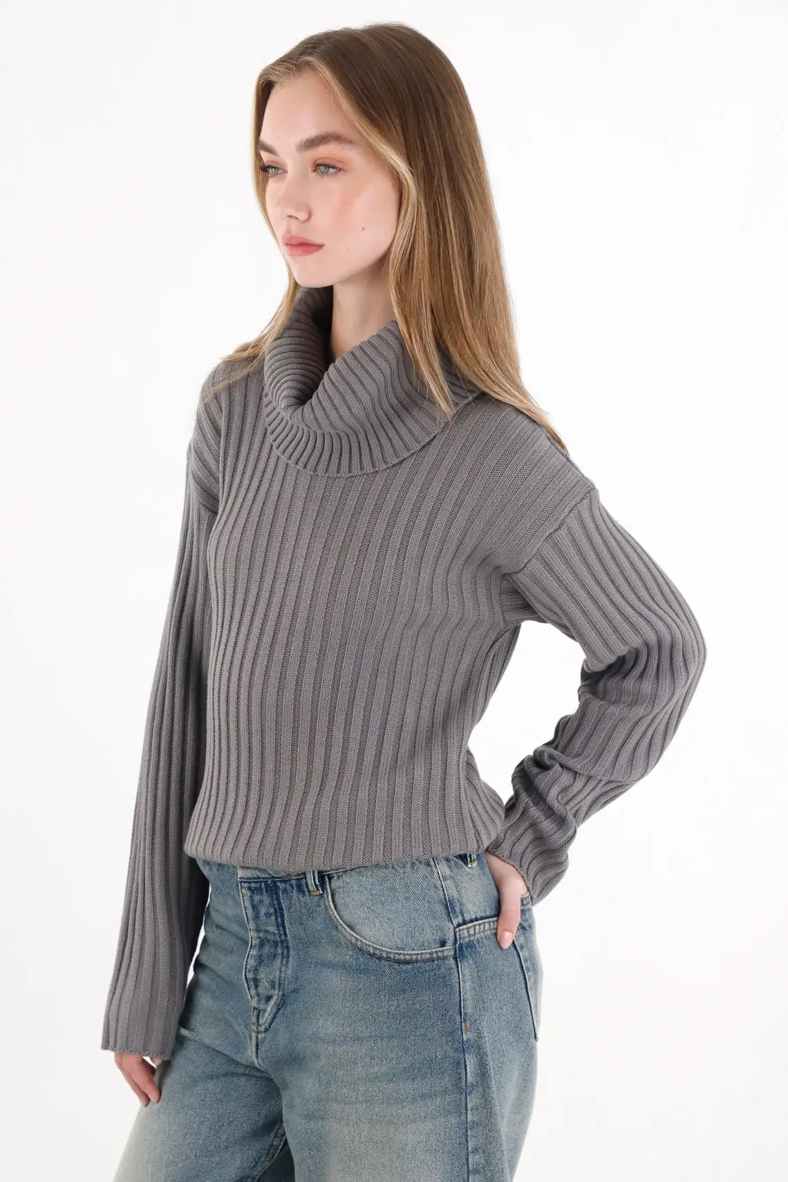 Turtleneck Gray Sweatshirt for Women - Image 3