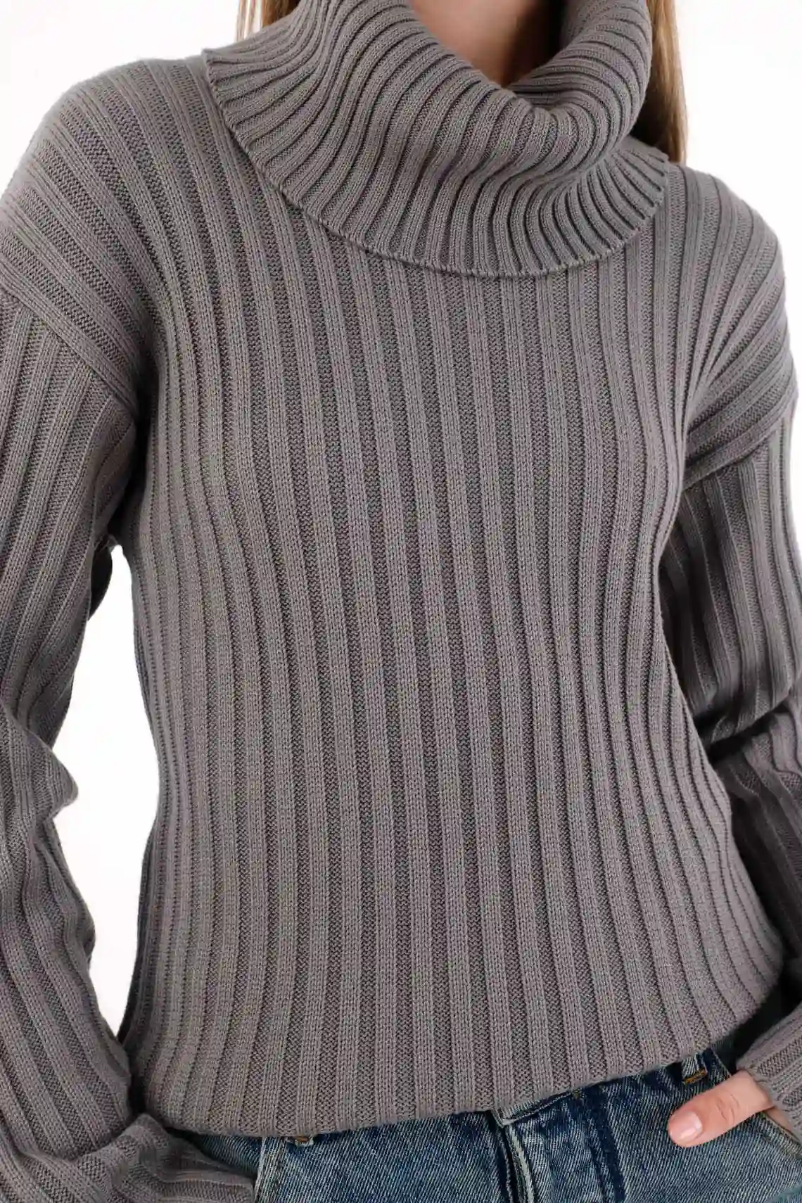 Turtleneck Gray Sweatshirt for Women - Image 4