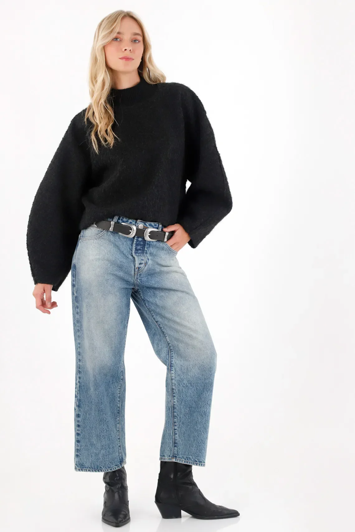 Horseshoe Sleeve Black Sweatshirt for Women