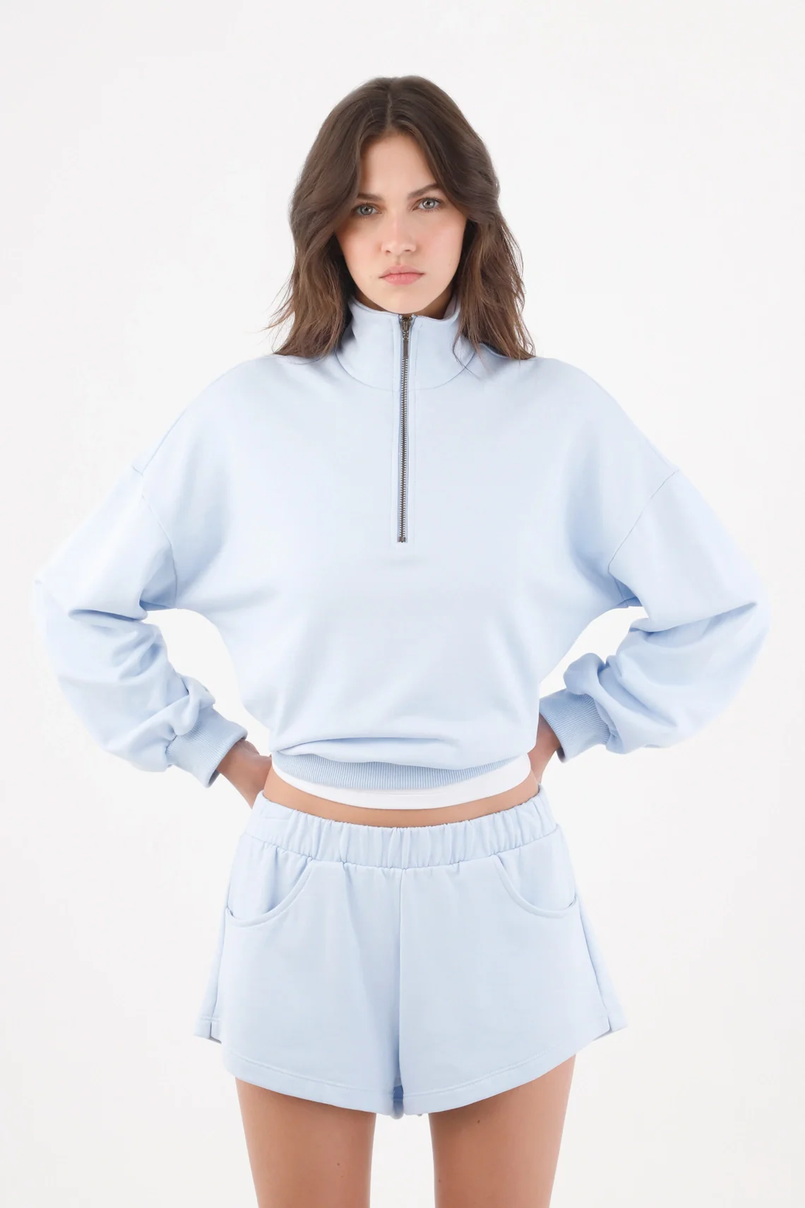 Sweatshirt for women in sky blue, relaxed fit with half zipper