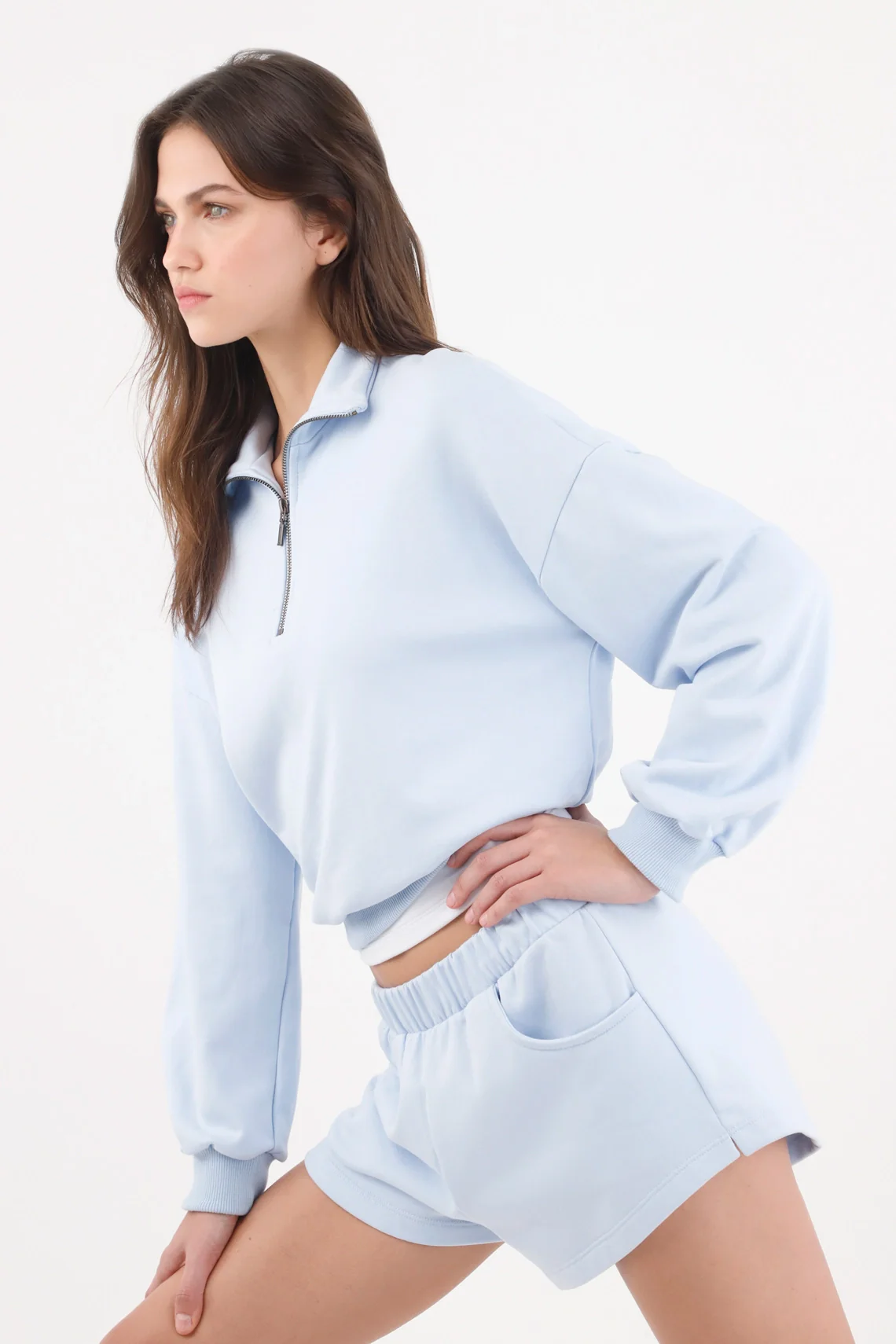 Sweatshirt for women in sky blue, relaxed fit with half zipper - Image 2