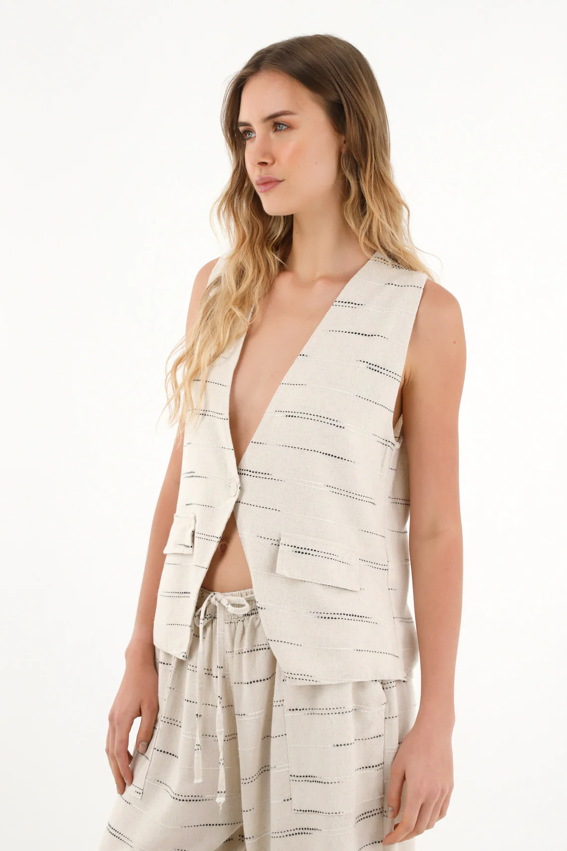 Women's Embroidered Detail Vest