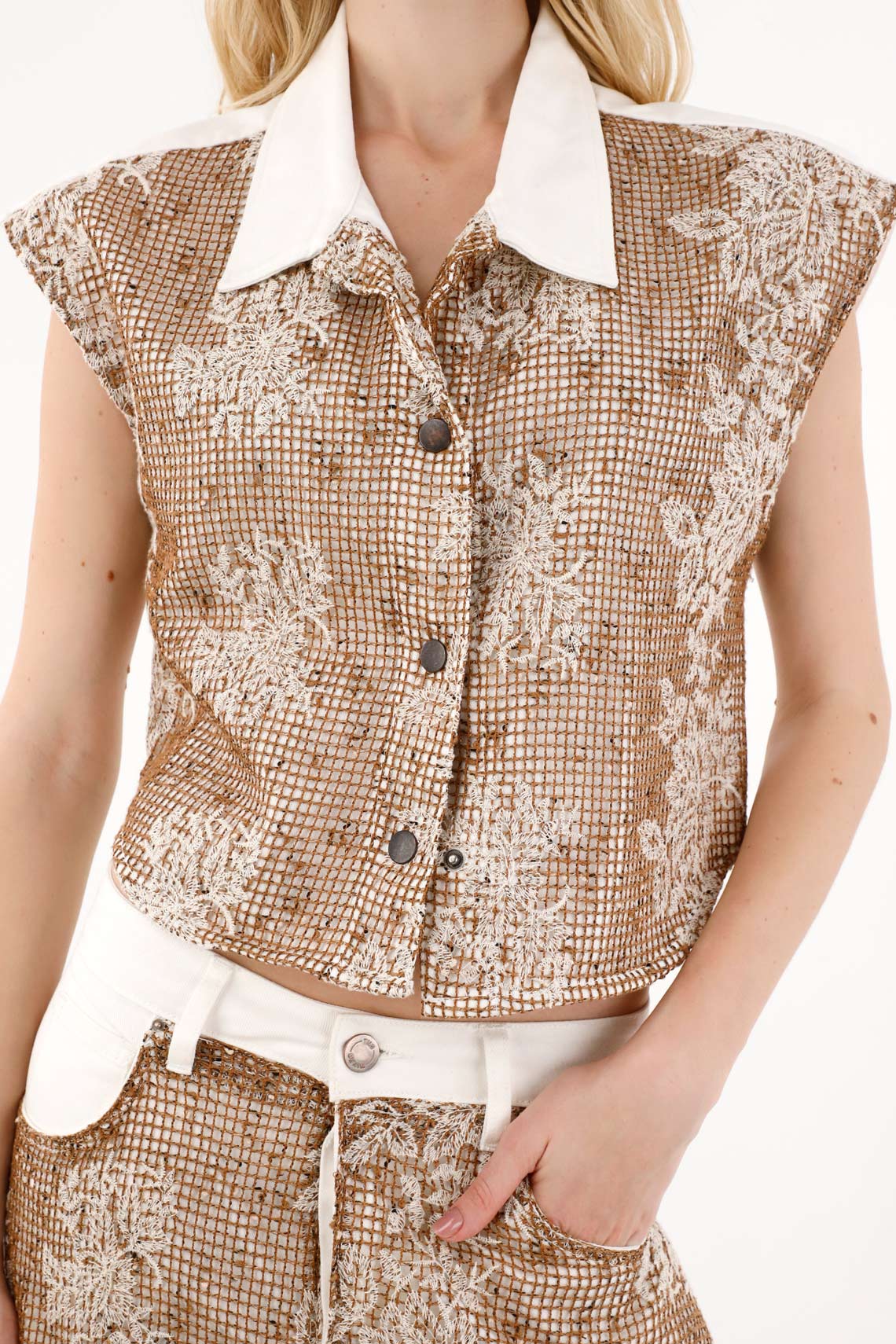 Women's Cream Embroidered Overlay Vest - Image 3