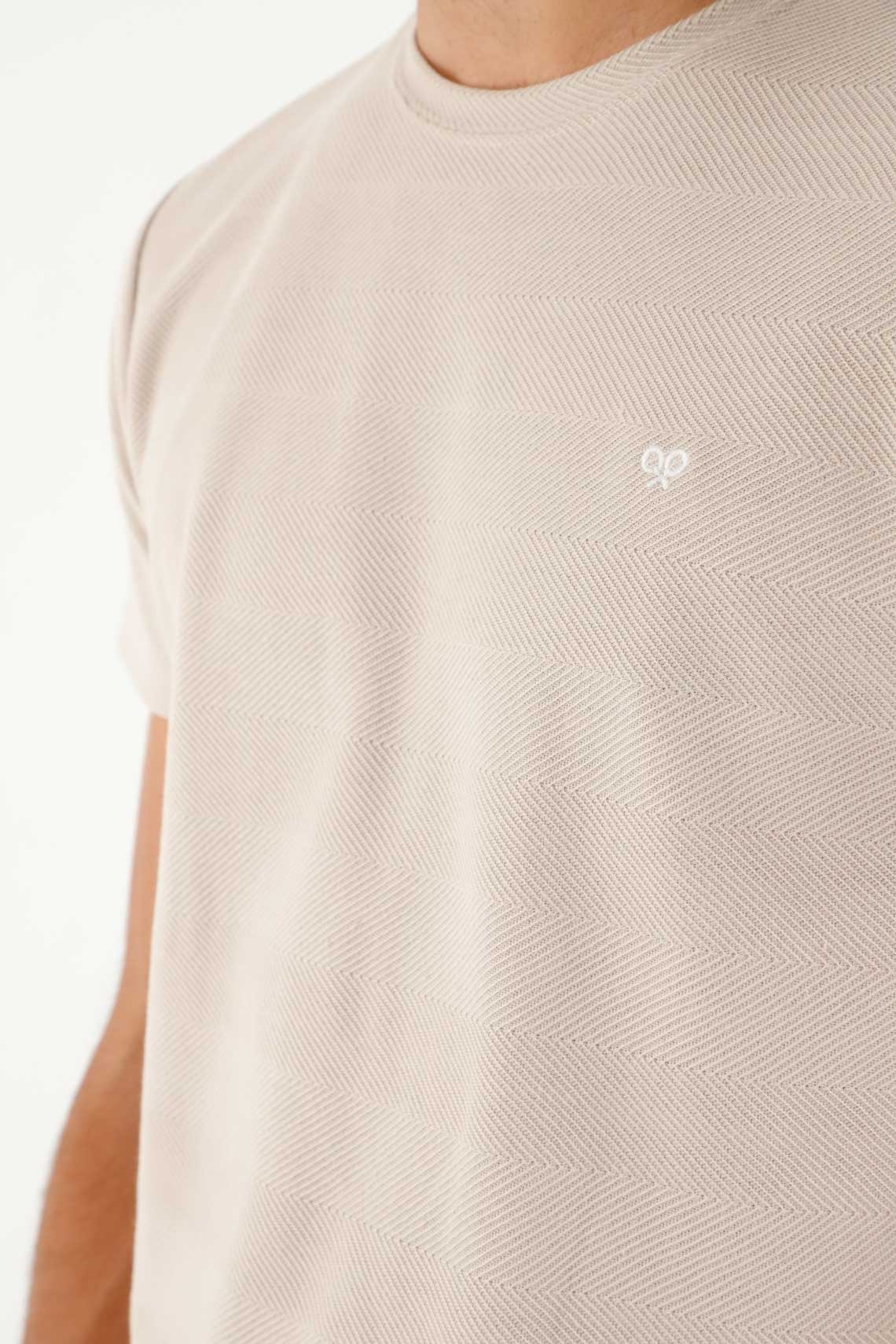 Basic T-Shirt with Brown Racket for Men - Image 2