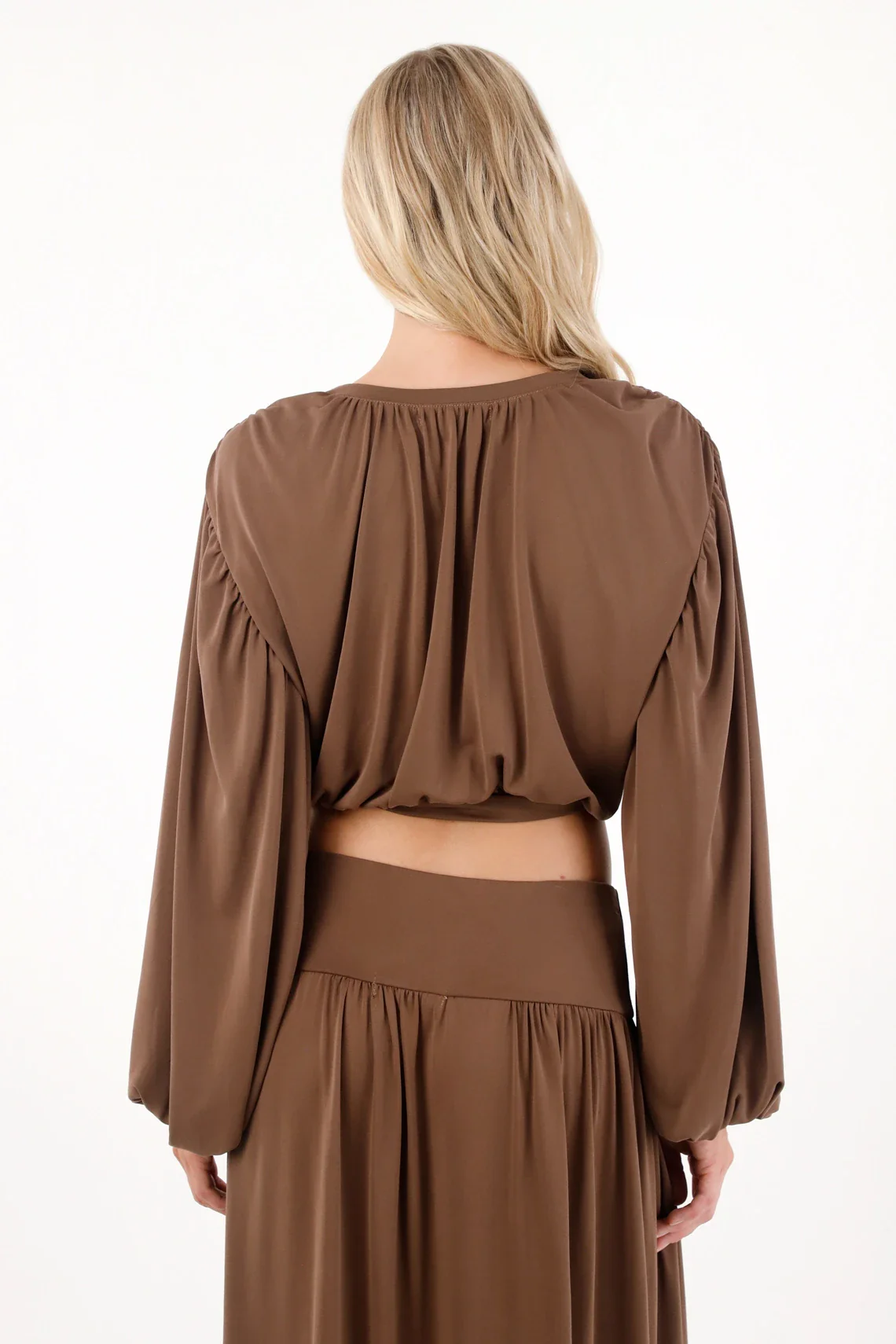 Long Sleeve Voluminous Brown T-Shirt for Women - Image 4