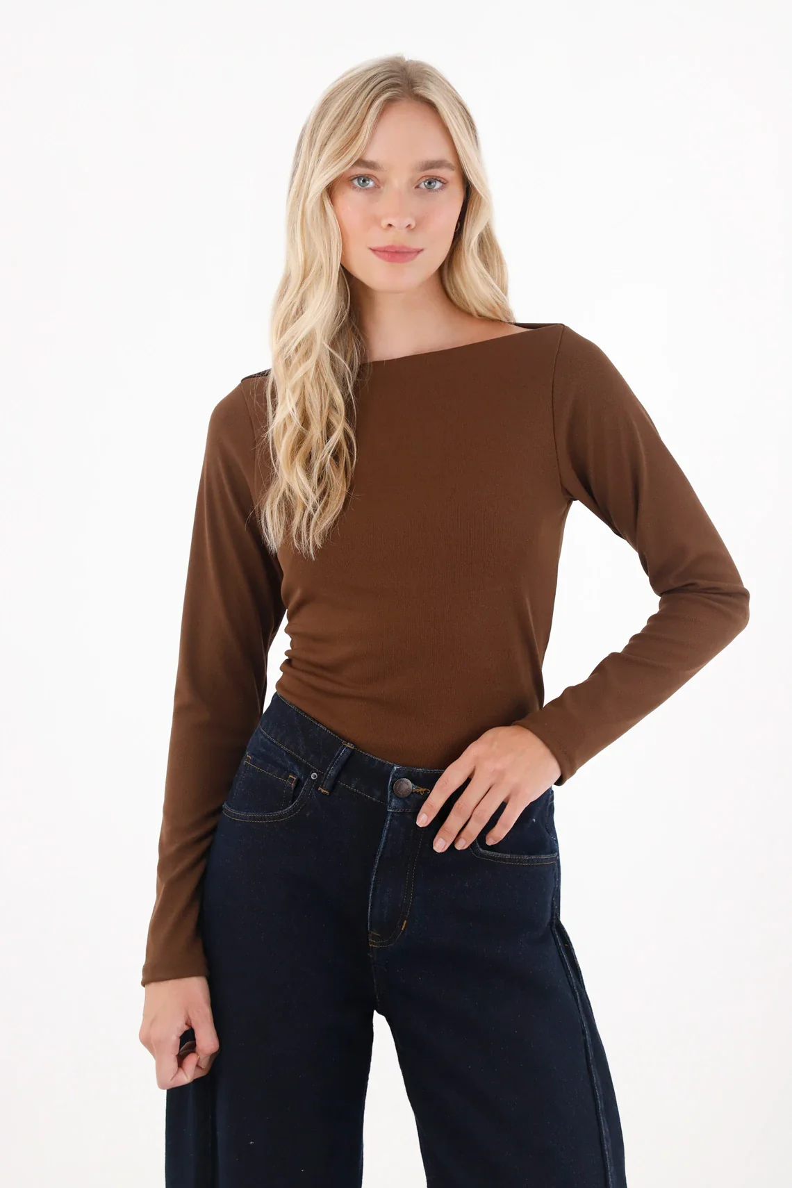 Fitted T-Shirt with Boat Neck in Brown for Women