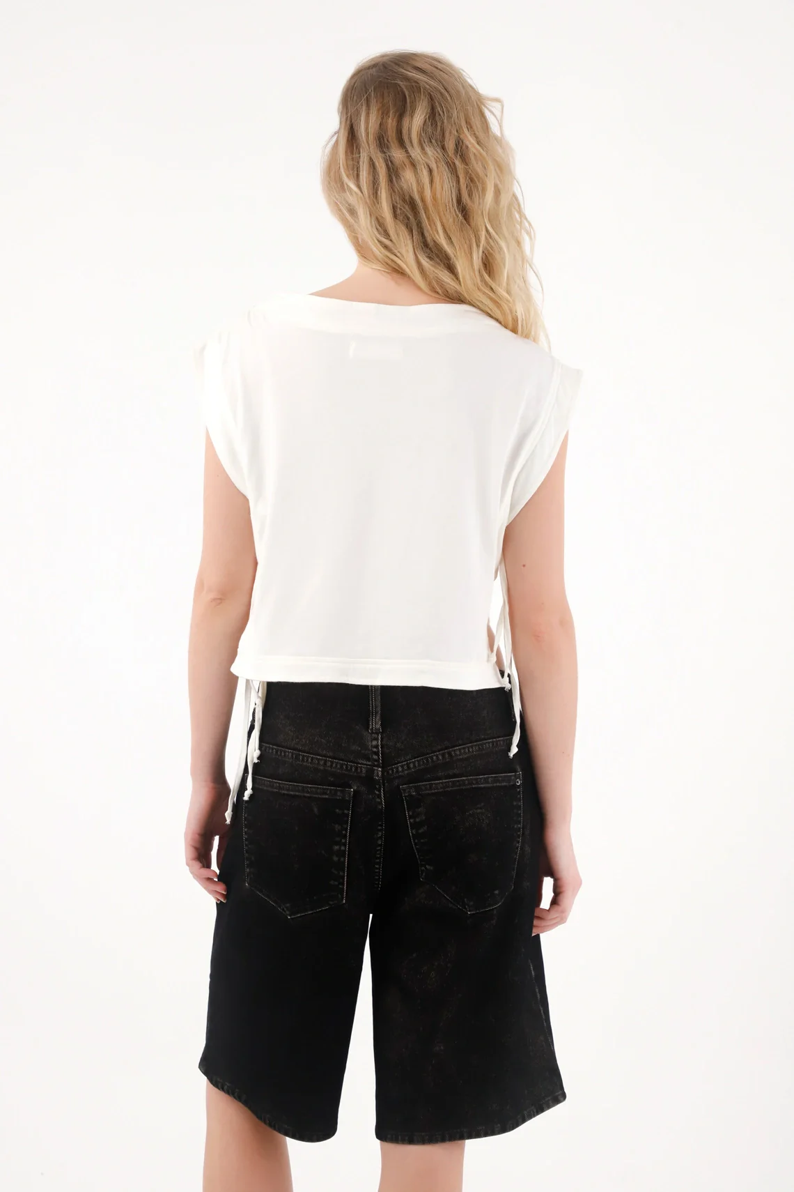 Embroidered Sheer T-Shirt for Women - Image 4