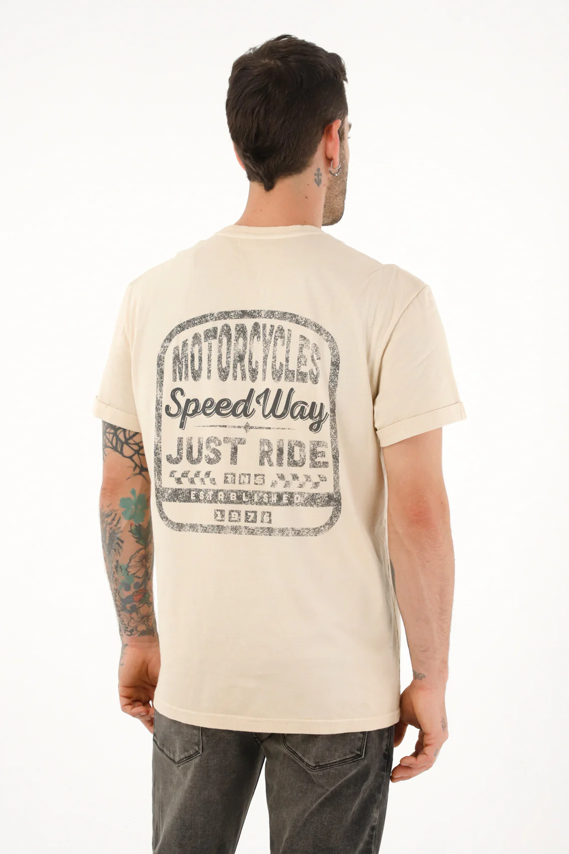 Men's cream t-shirt with print - Image 2