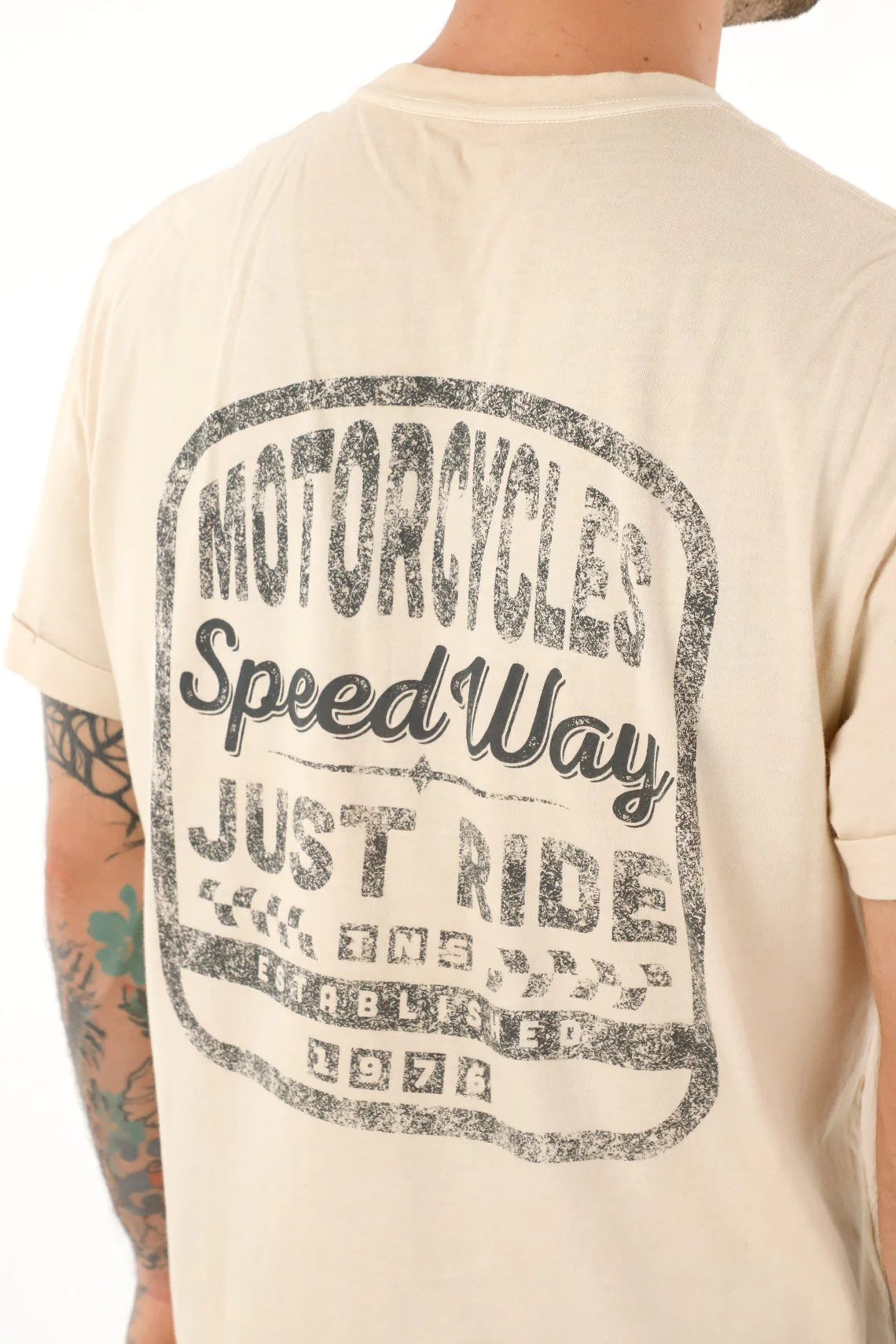 Men's cream t-shirt with print - Image 3