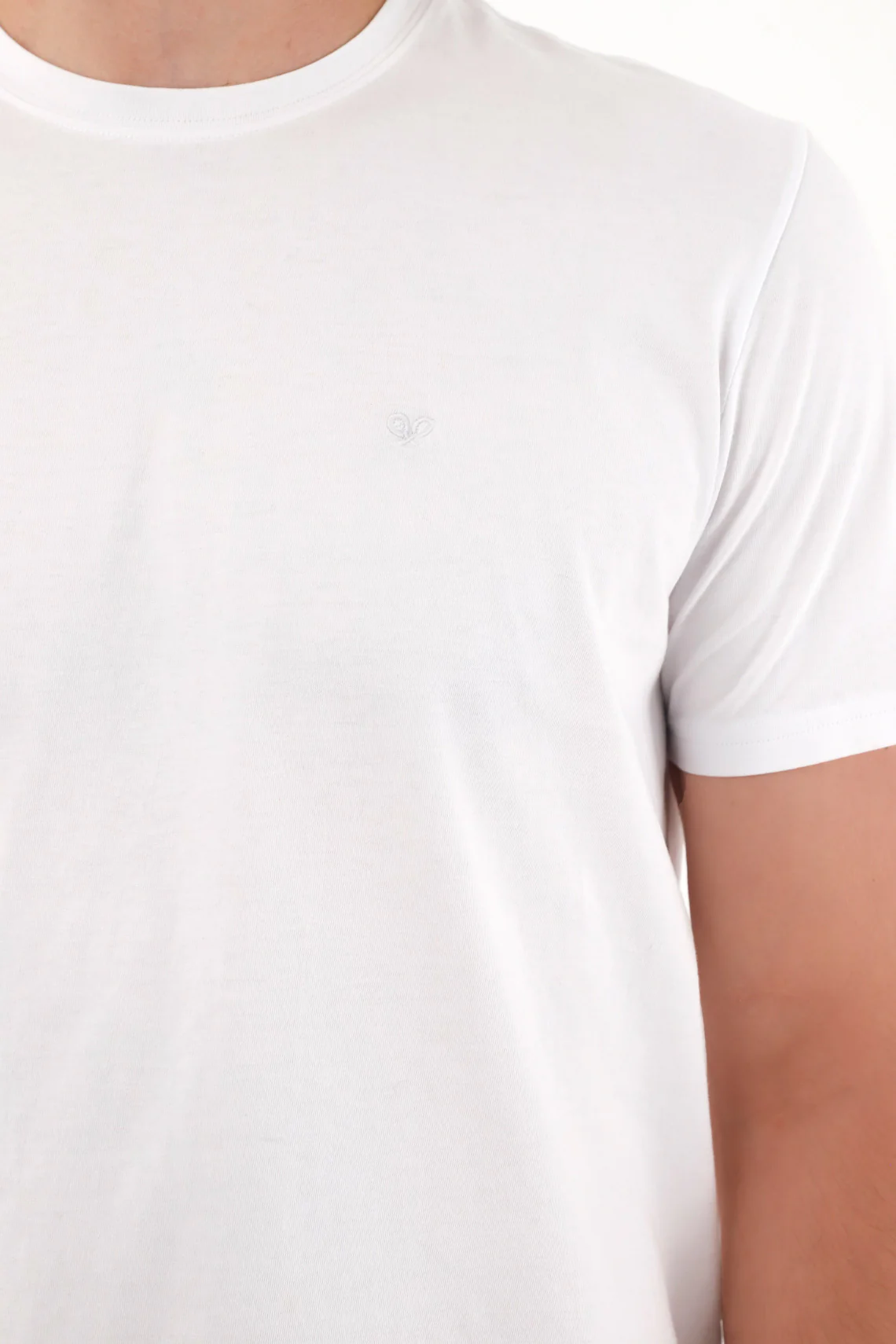 Men's Short Sleeve White T-Shirt in 100% Cotton - Image 2