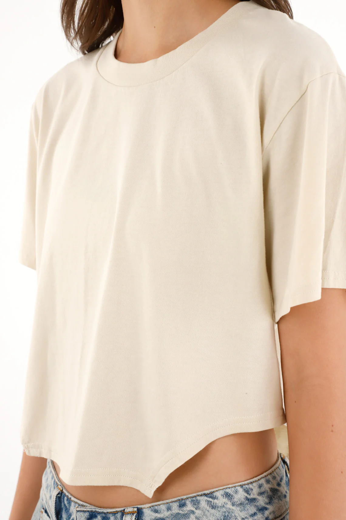 Women's Gray Wide-Fit T-Shirt with Side Slits - Image 3
